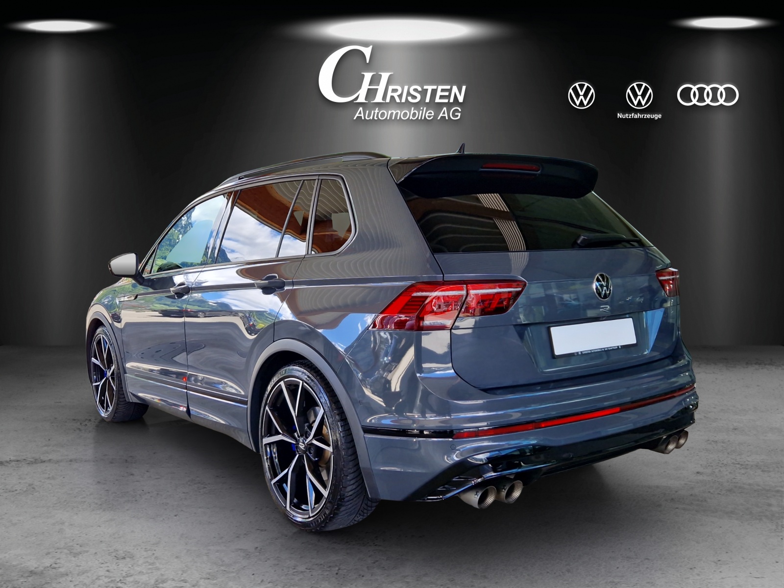 VW Tiguan 2.0TSI R 4Motion DSG-image-3