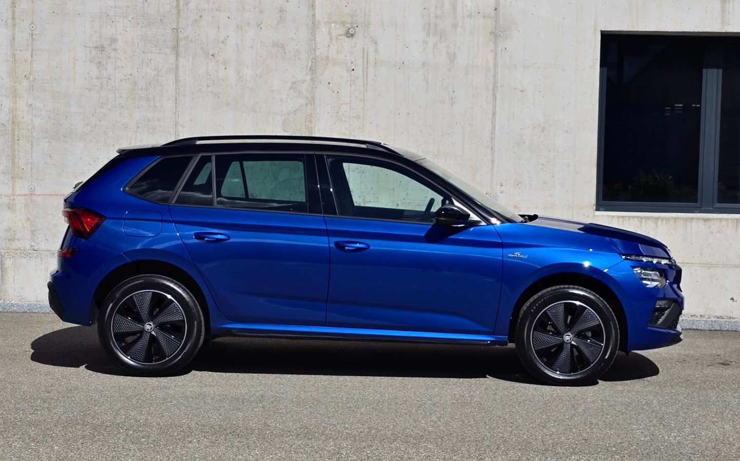 SKODA Kamiq 1.5 TSI Monte Carlo DSG 150PS *Facelift Modell *Panorama-Dach *5Jahre Werks-Garantie *elektr. Heckklappe *elektr. AHK-image-1