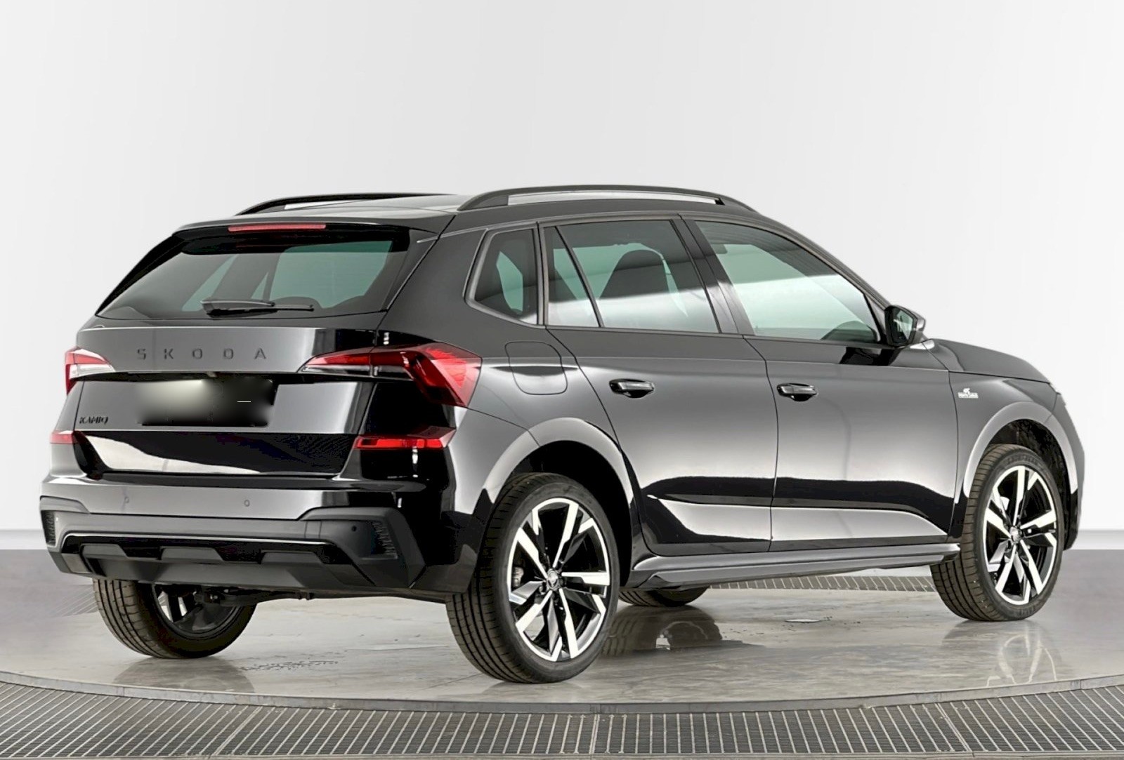 SKODA Kamiq 1.5 TSI Monte Carlo DSG 150PS • Facelift • Panorama-Glasdach • Elektr. AHK • Garantie bis 12.2030 inkl. Winterräder-showroom-element-2