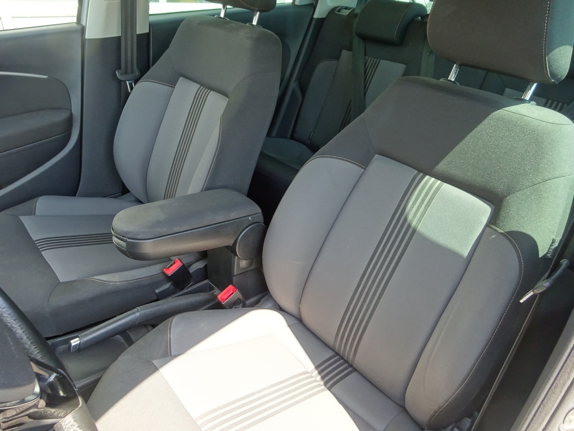 VW Polo 1.2 TSI BMT Allstar DSG-image-6