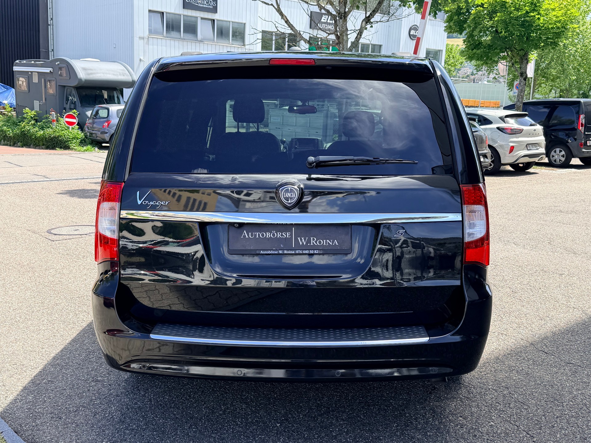 LANCIA Voyager 2.8D S Automatic-showroom-element-3