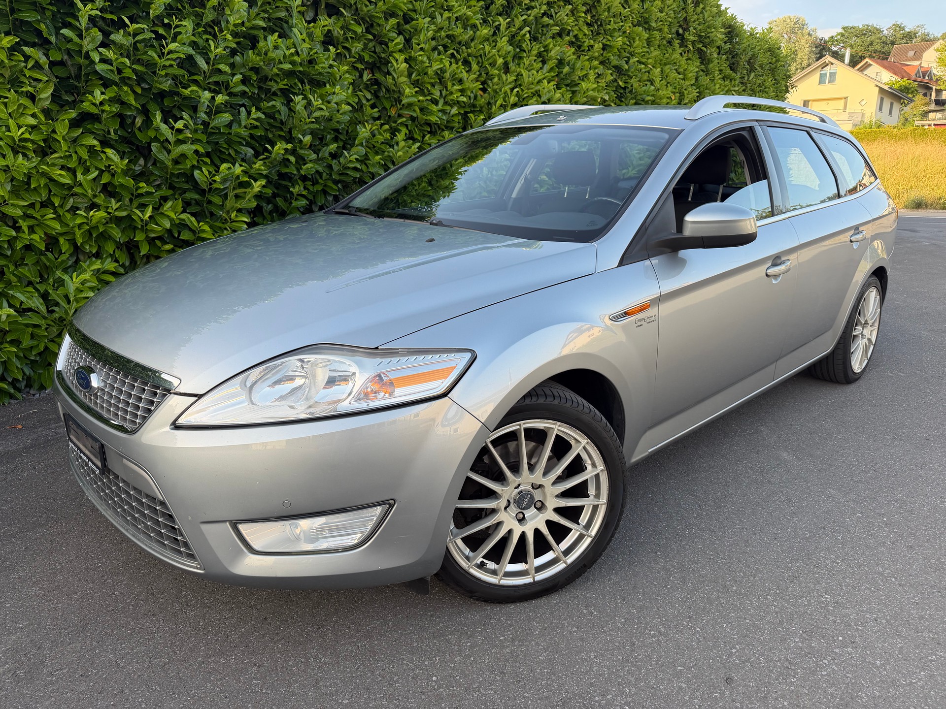 FORD Mondeo 2.3i 16V Carving Automatic-image-0