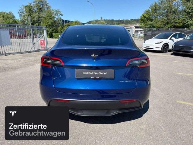 TESLA Model Y Long Range AWD-image-7