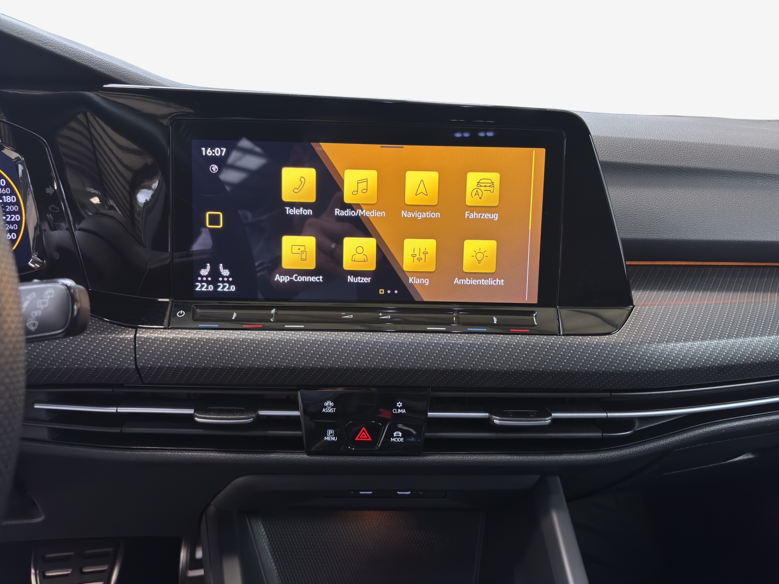 VW Golf 2.0 TSI R-Line DSG 4 Motion-image-10