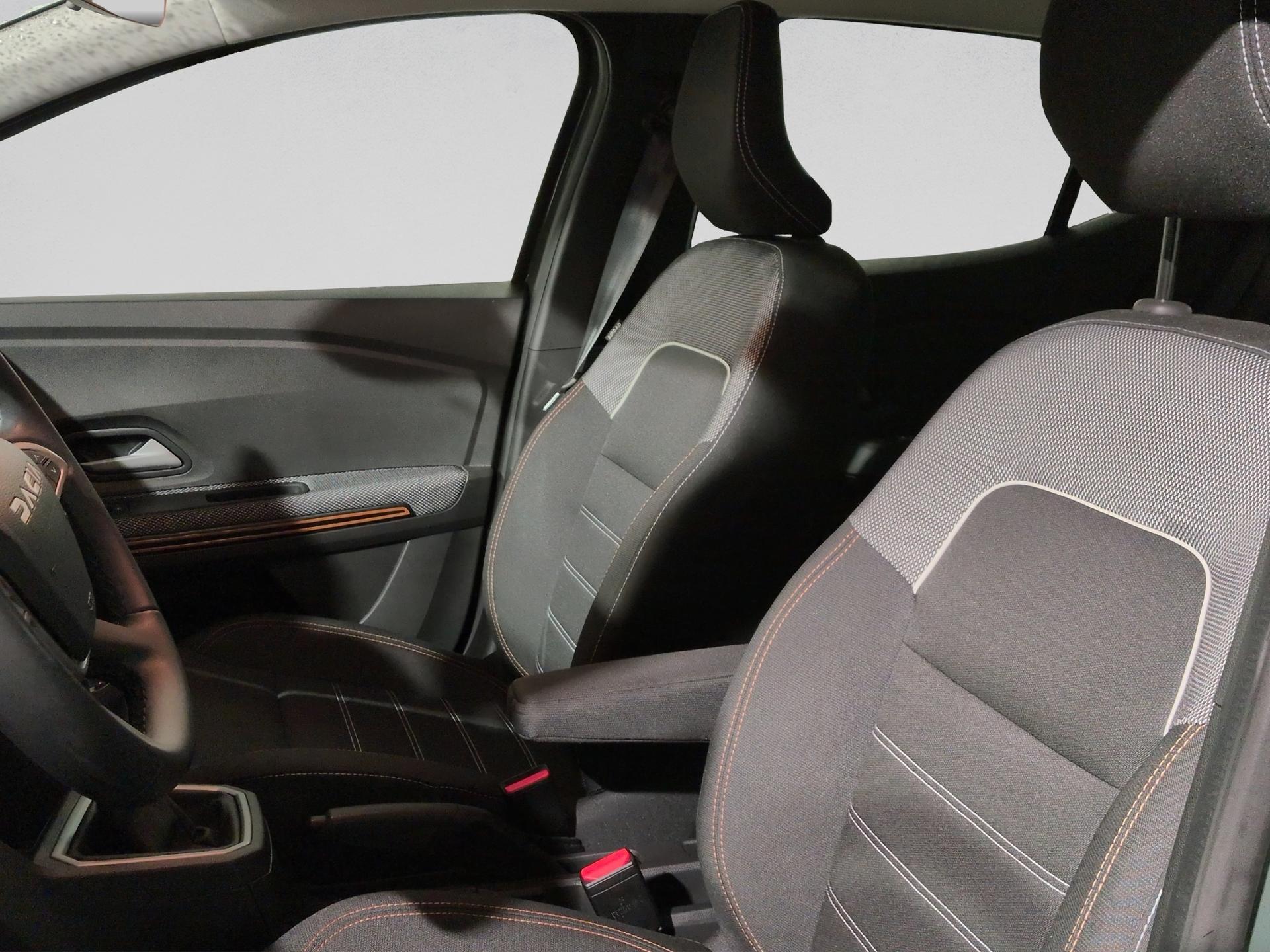 DACIA Sandero Stepway TCe 110 Expression-image-8