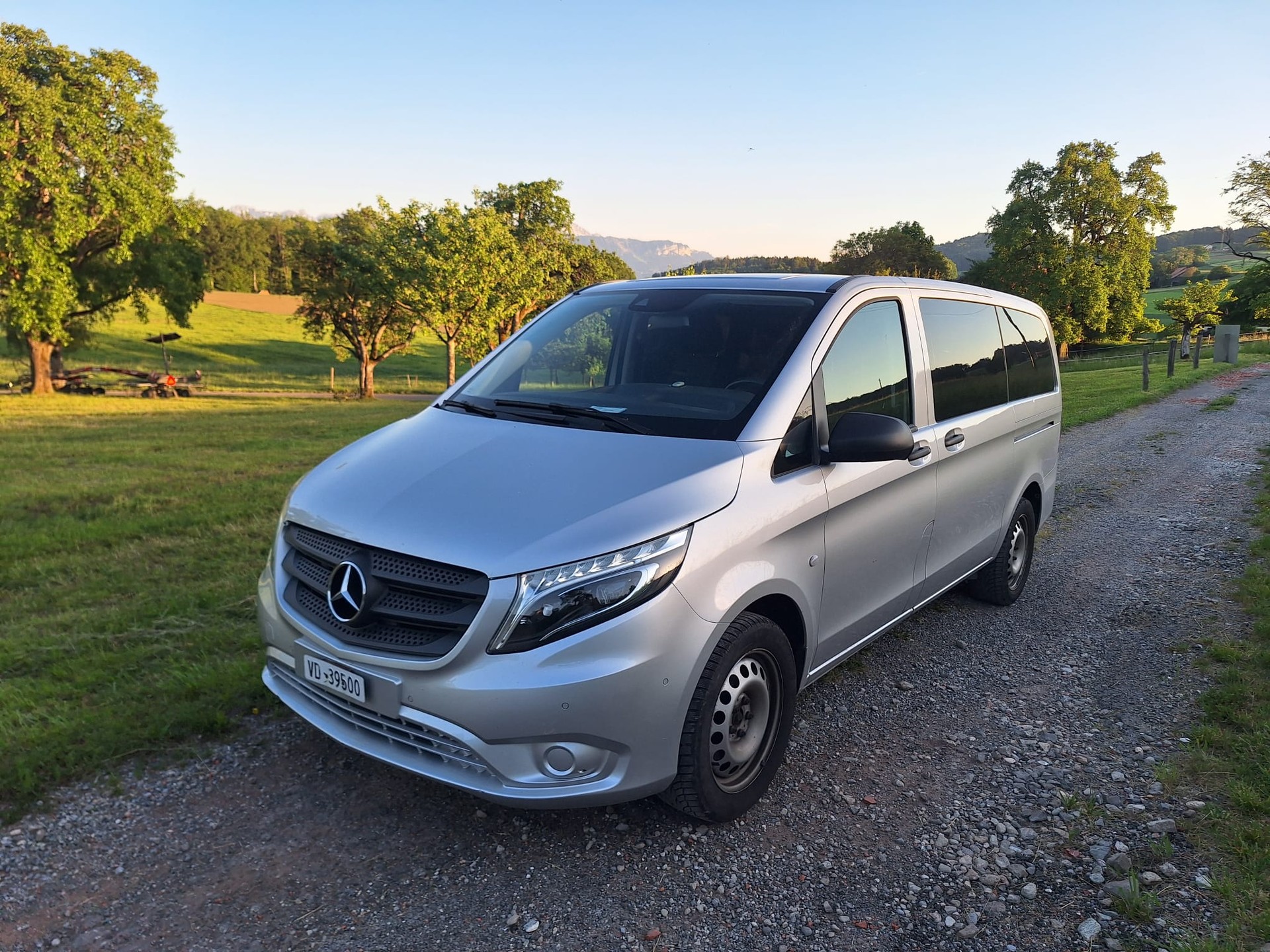 MERCEDES-BENZ 119 CDI 4x4 Tourer select Long-image-0