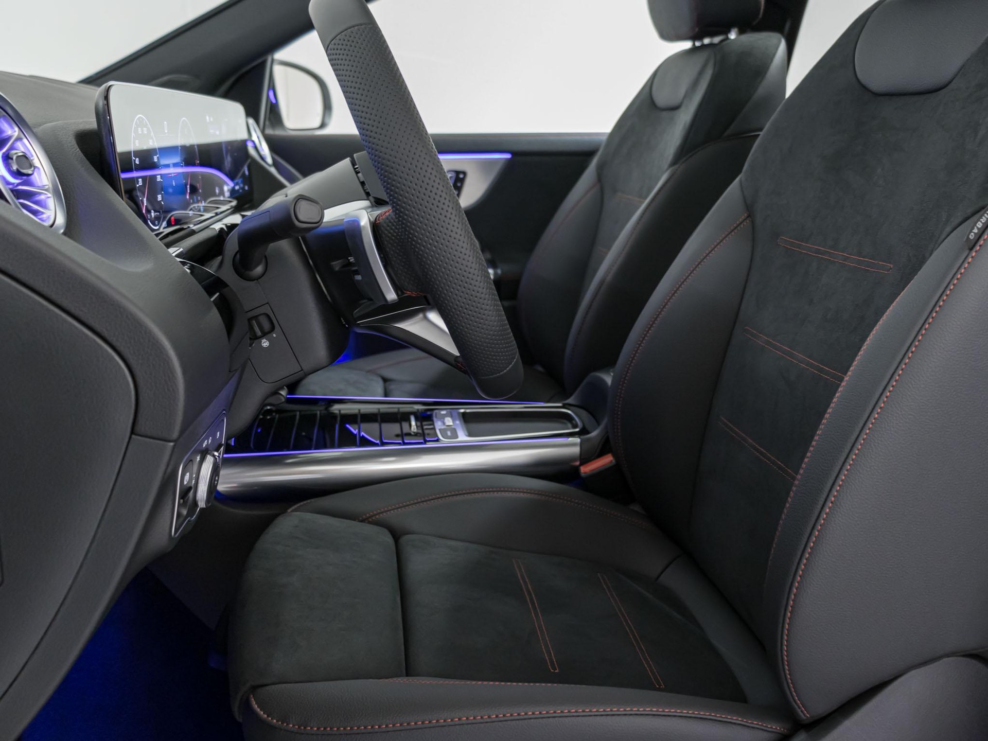 MERCEDES-BENZ GLA 220 d 4MATIC-image-7