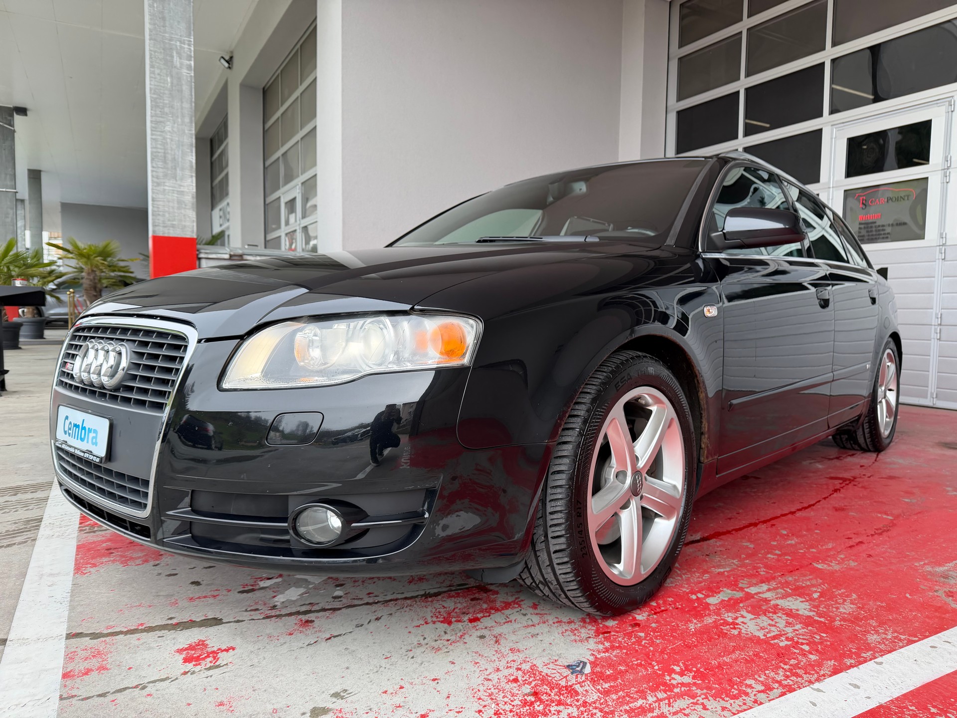 AUDI A4 Avant 3.0 V6 TDI quattro-image-0