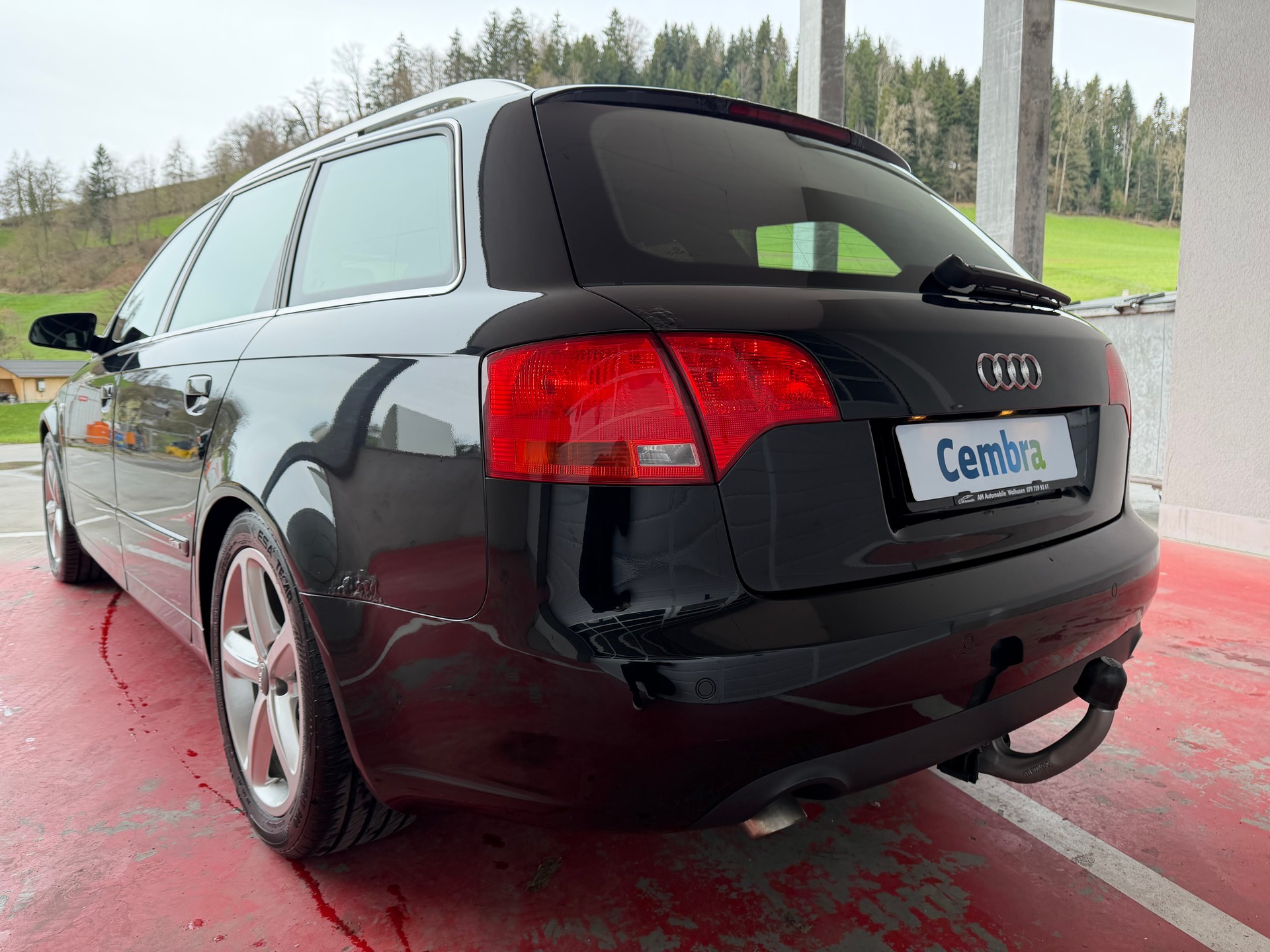 AUDI A4 Avant 3.0 V6 TDI quattro-image-2