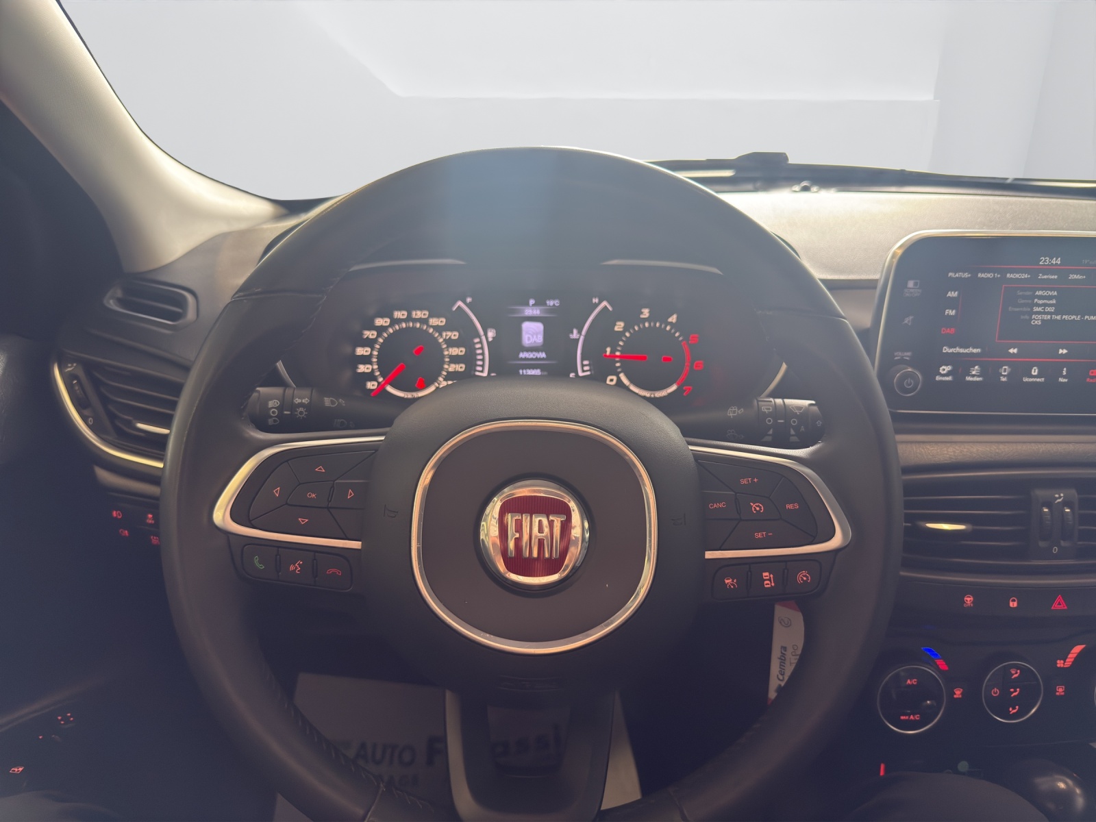 FIAT Tipo 1.6MJ Station Wagon Lounge DCT-image-14