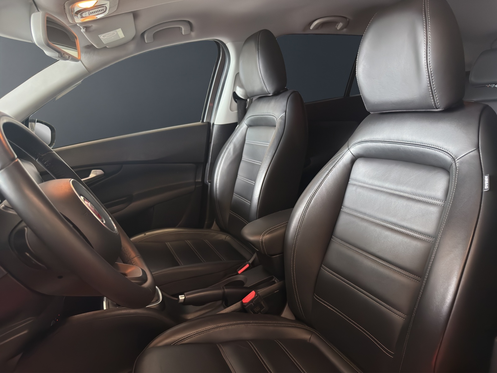 FIAT Tipo 1.6MJ Station Wagon Lounge DCT-image-15