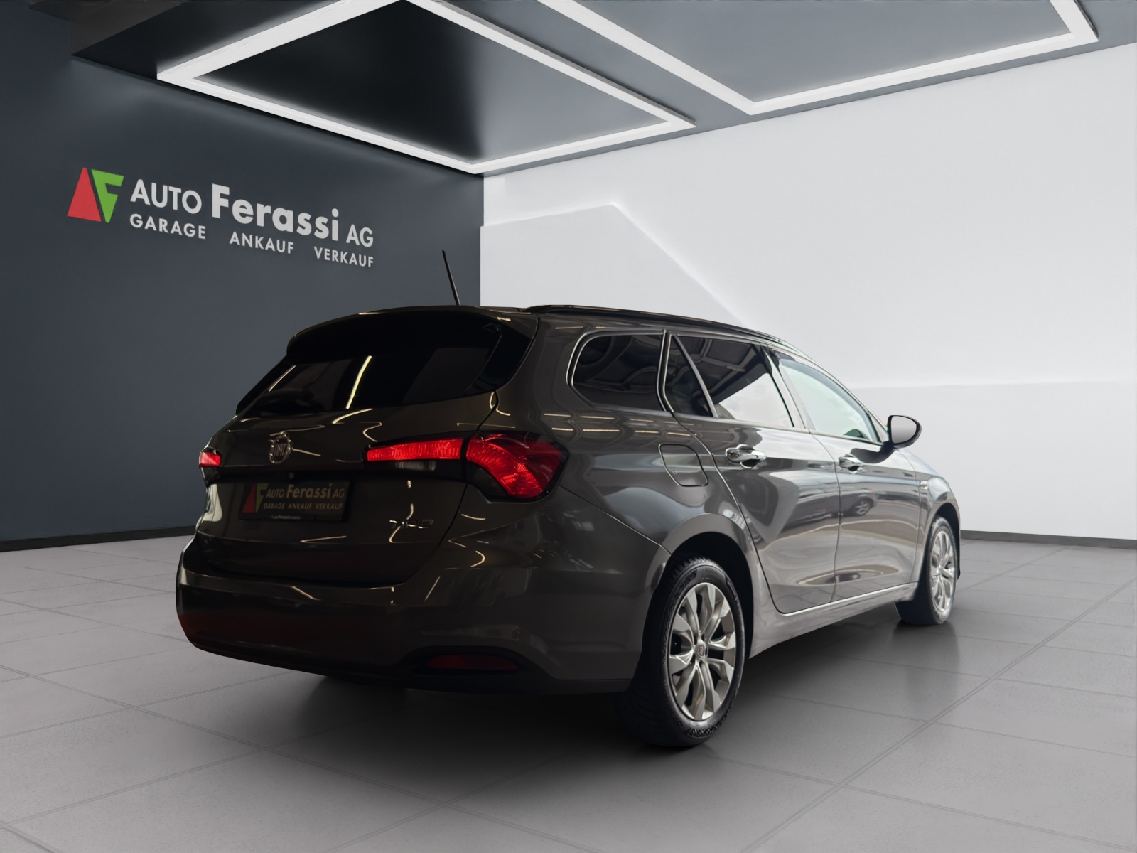 FIAT Tipo 1.6MJ Station Wagon Lounge DCT-image-5