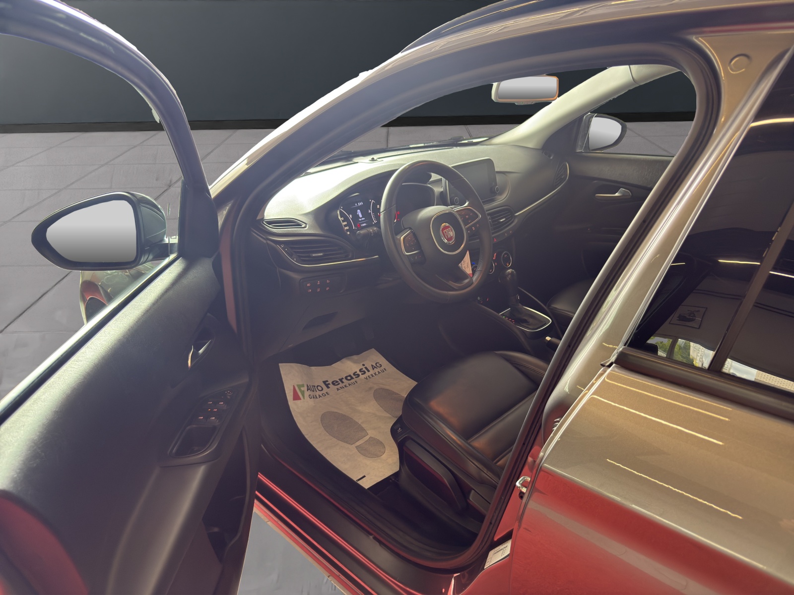 FIAT Tipo 1.6MJ Station Wagon Lounge DCT-image-21