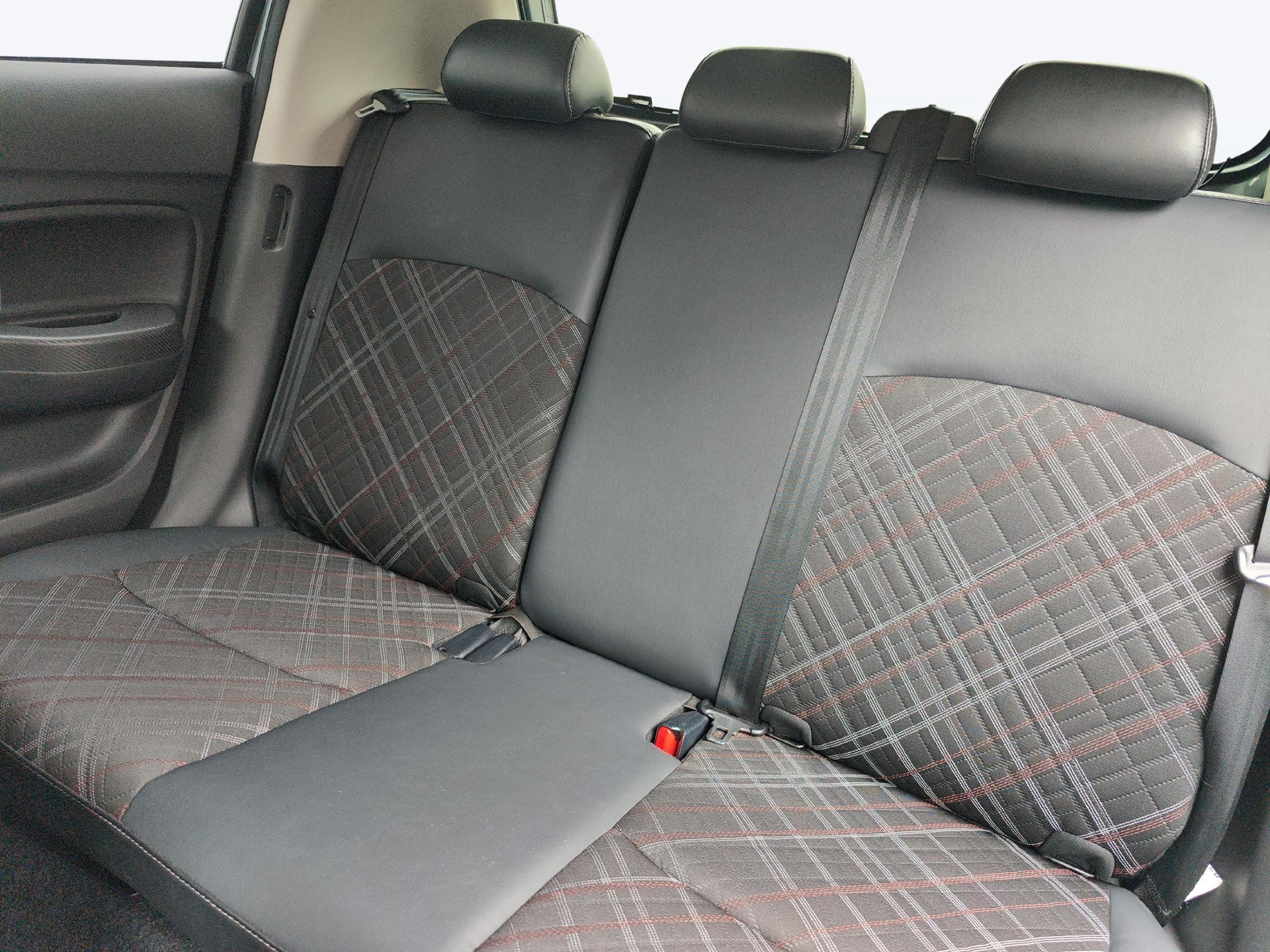 MITSUBISHI Space Star 1.2 MIVEC Style-image-7