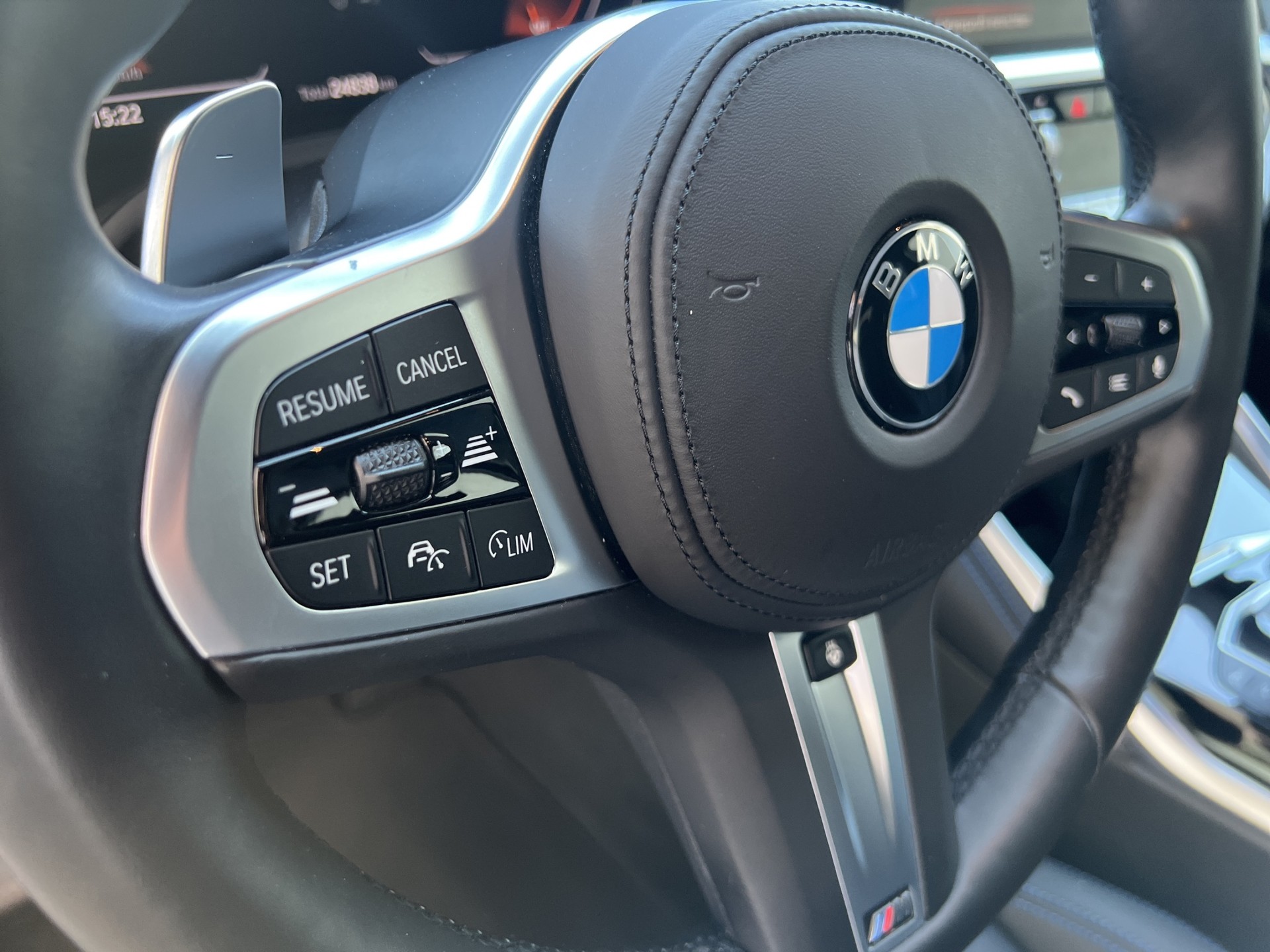 BMW M240i xDrive-image-11
