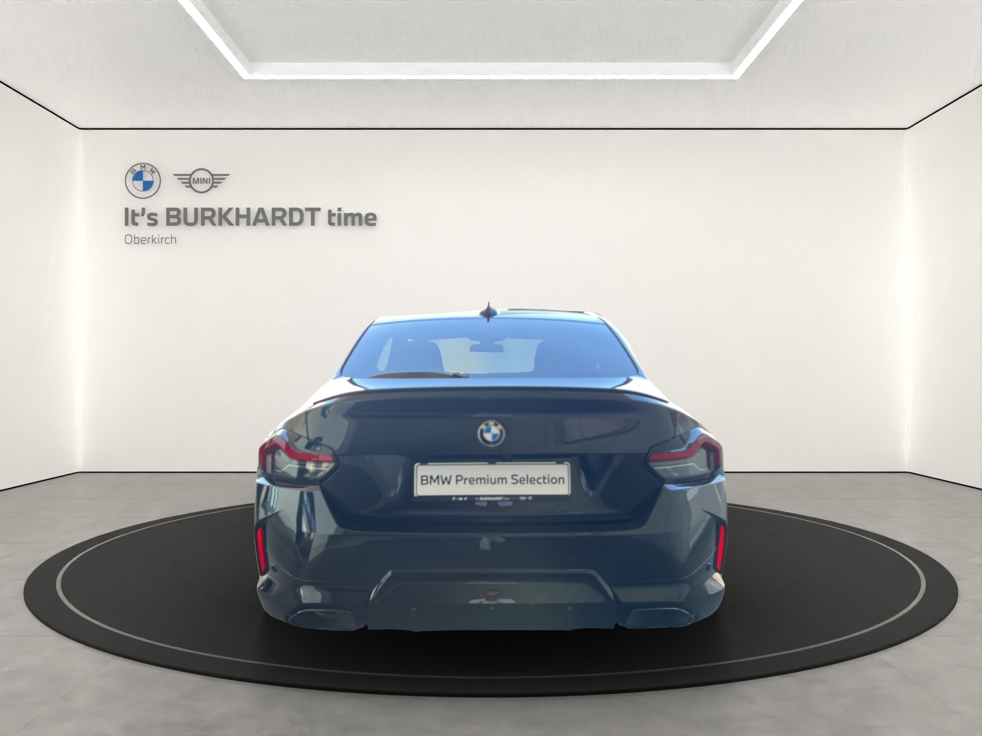 BMW M240i xDrive-image-3