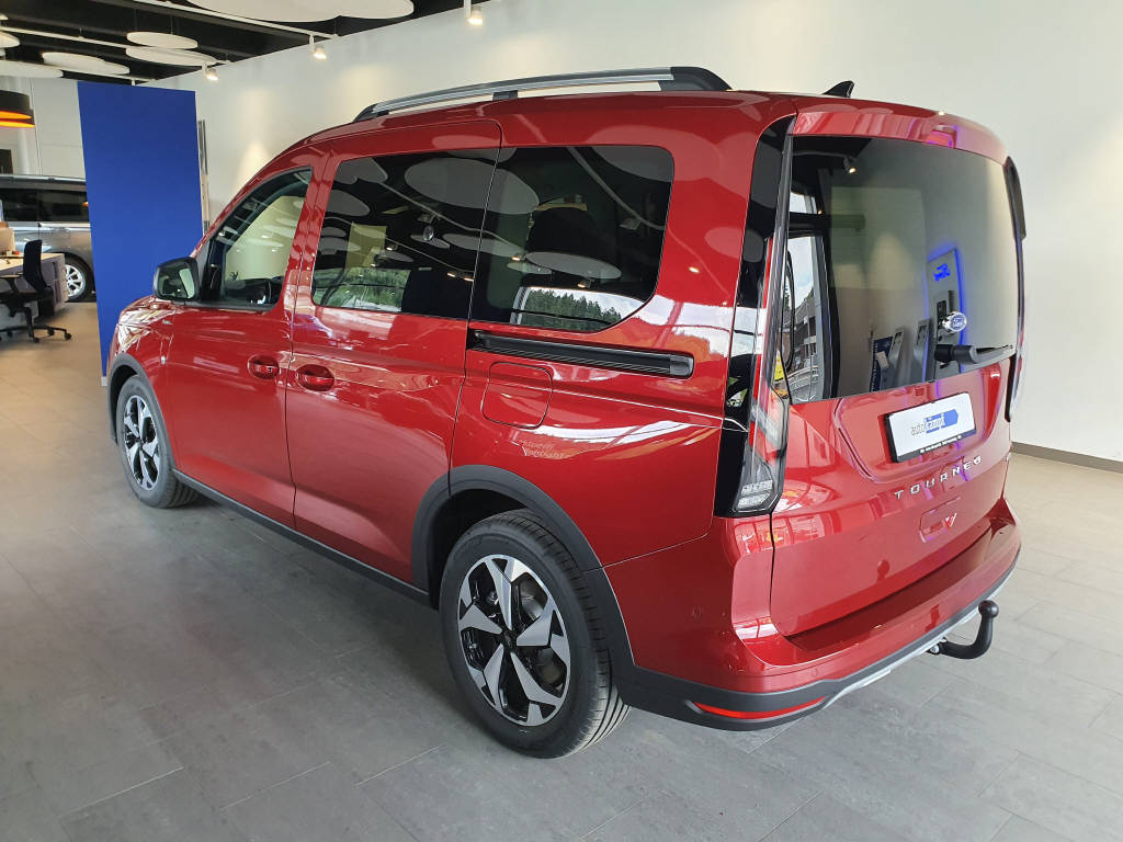 FORD TOURNEO Connect 1.5 EcoBoost 150 Active PHEV-image-6