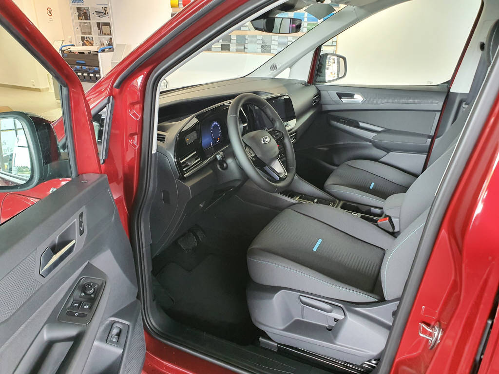 FORD TOURNEO Connect 1.5 EcoBoost 150 Active PHEV-image-8