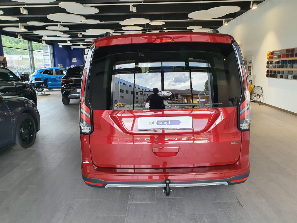 FORD TOURNEO Connect 1.5 EcoBoost 150 Active PHEV-image-5
