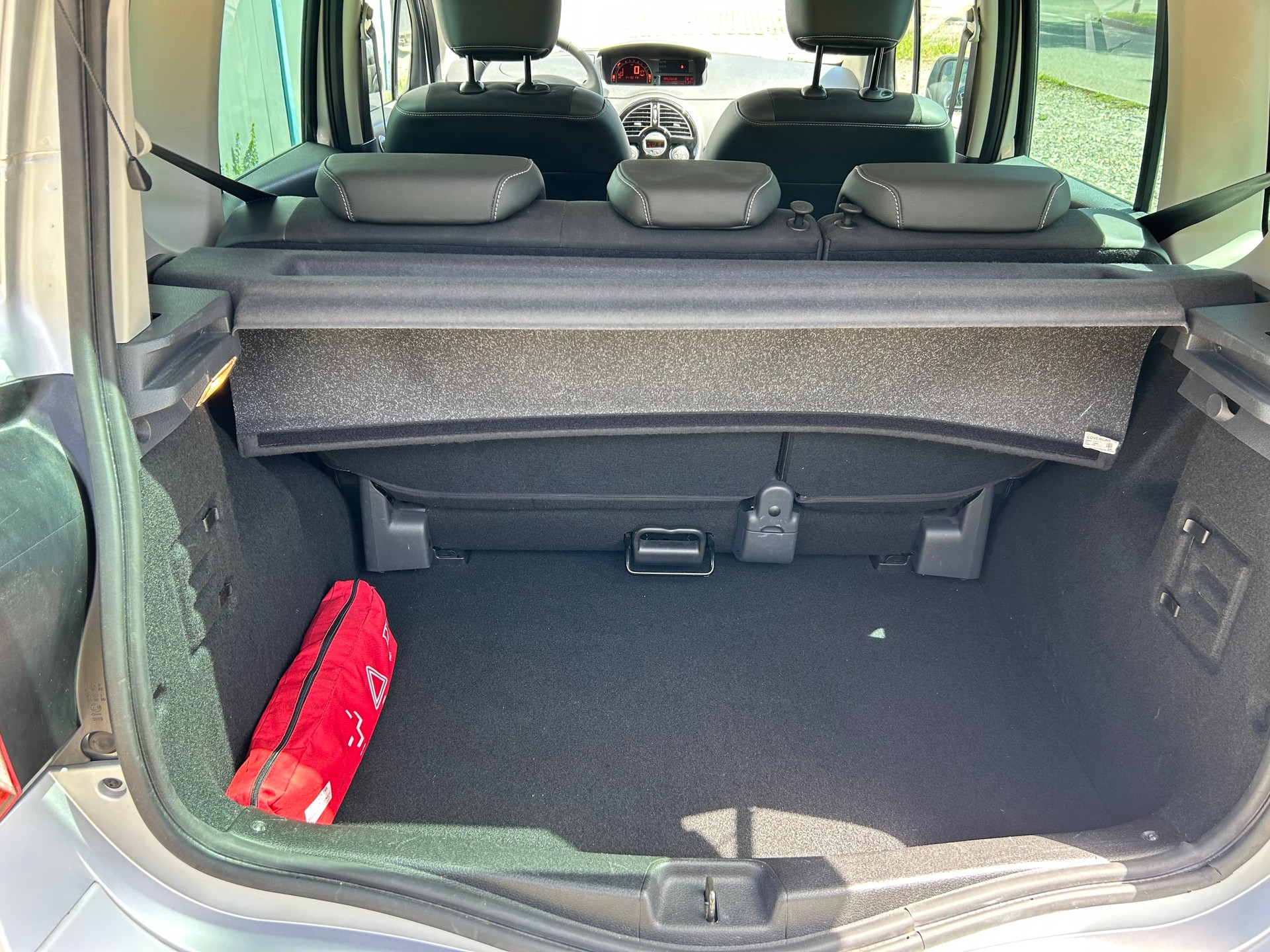 RENAULT Modus 1.6 16V Night&Day Automatic-image-9