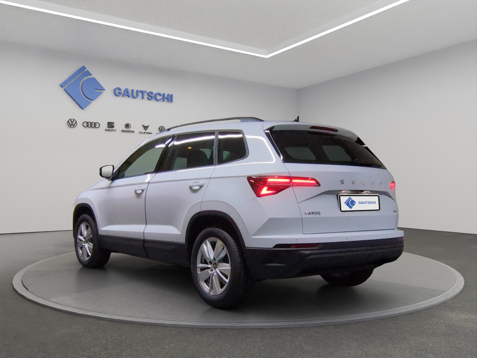 SKODA Karoq 2.0 TDI CR Selection 4x4 DSG-image-2