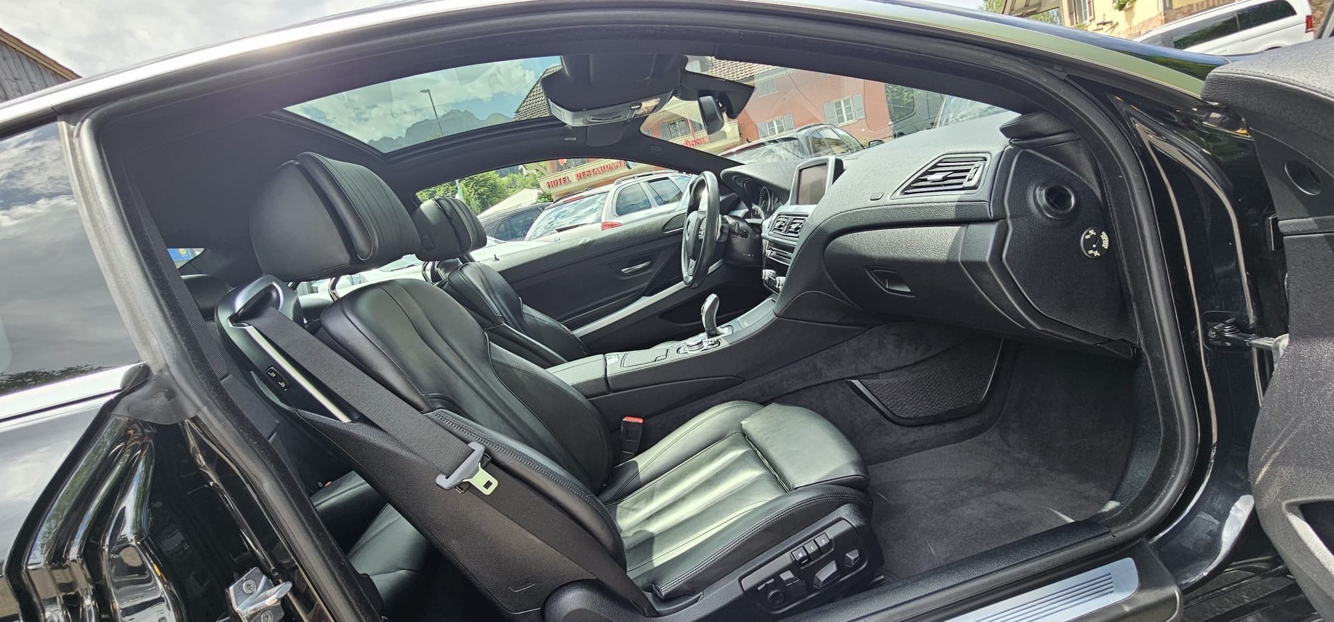 BMW 640i Coupé xDrive-image-10