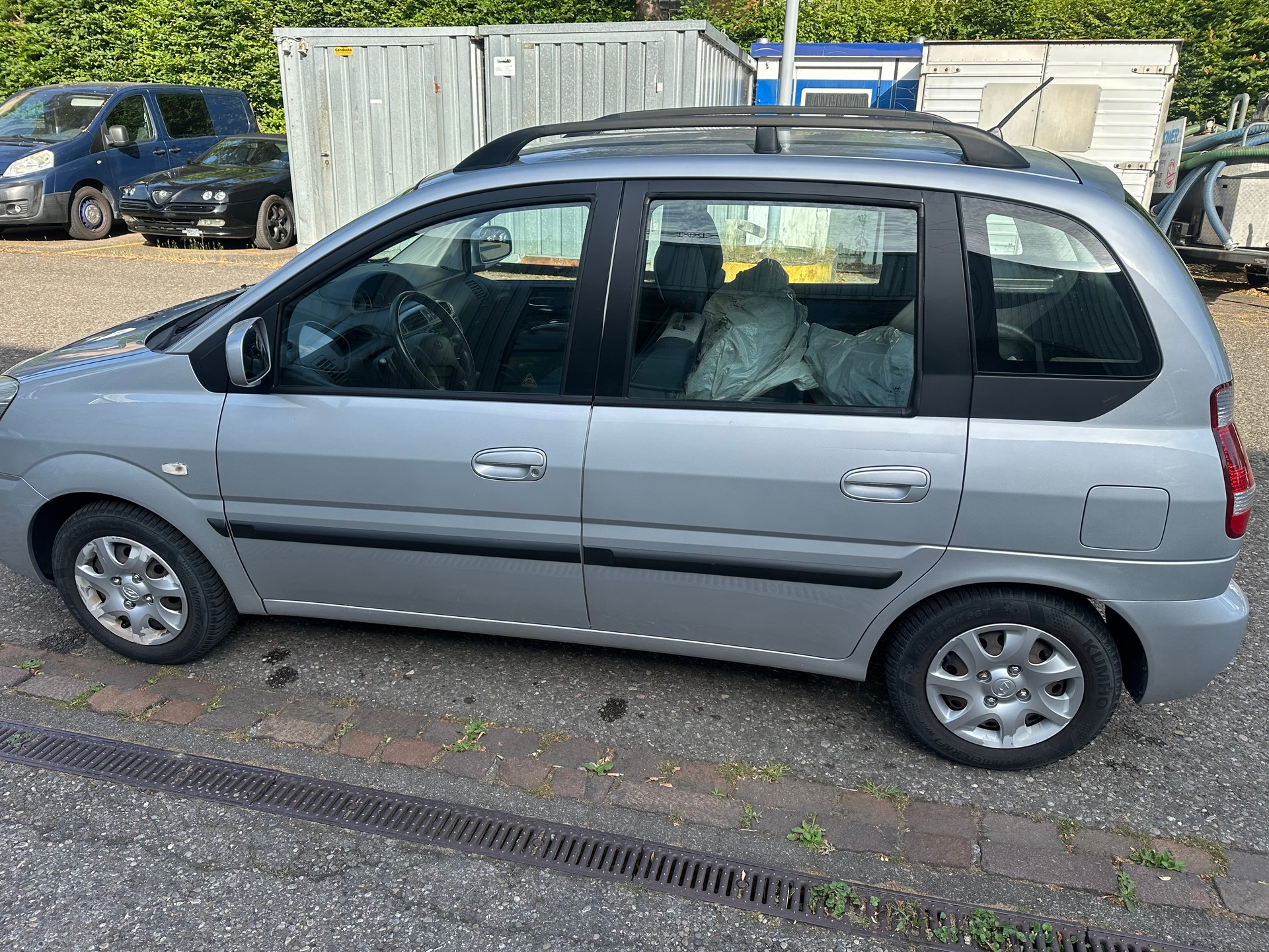 HYUNDAI Matrix 1.6i 16V Style Automatic-image-4