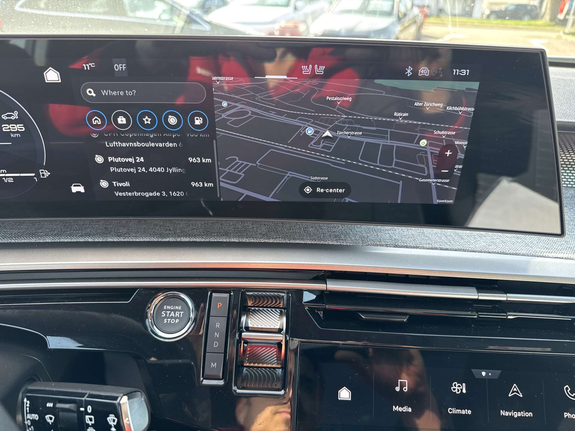 PEUGEOT 5008 145 Hybrid GT 7-Plätzer e-DCS-Automat-showroom-element-1