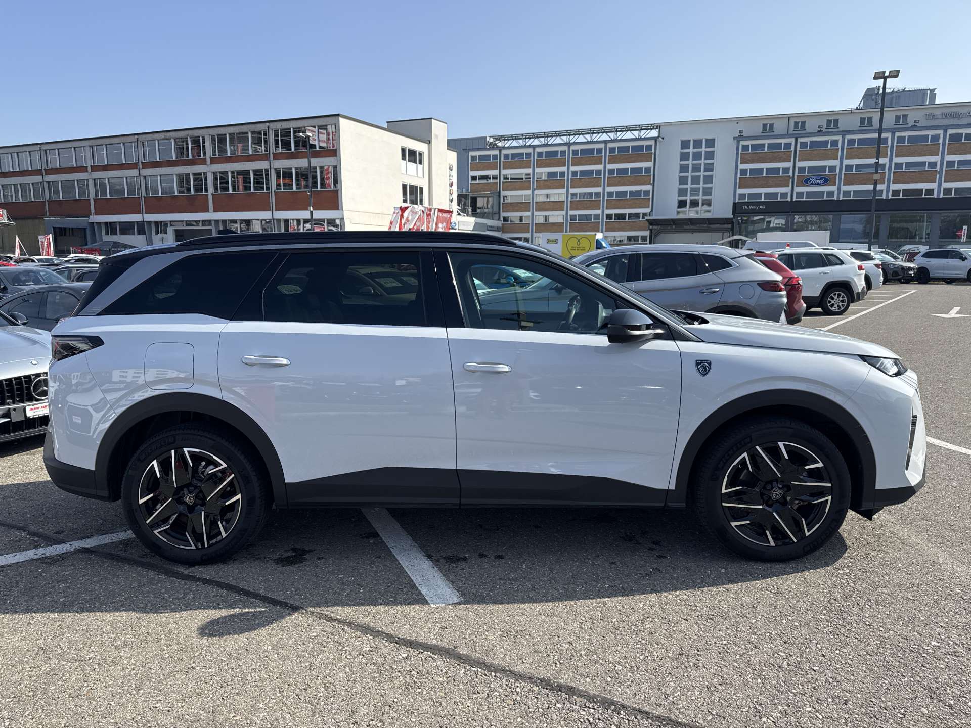 PEUGEOT 5008 145 Hybrid GT 7-Plätzer e-DCS-Automat-image-10