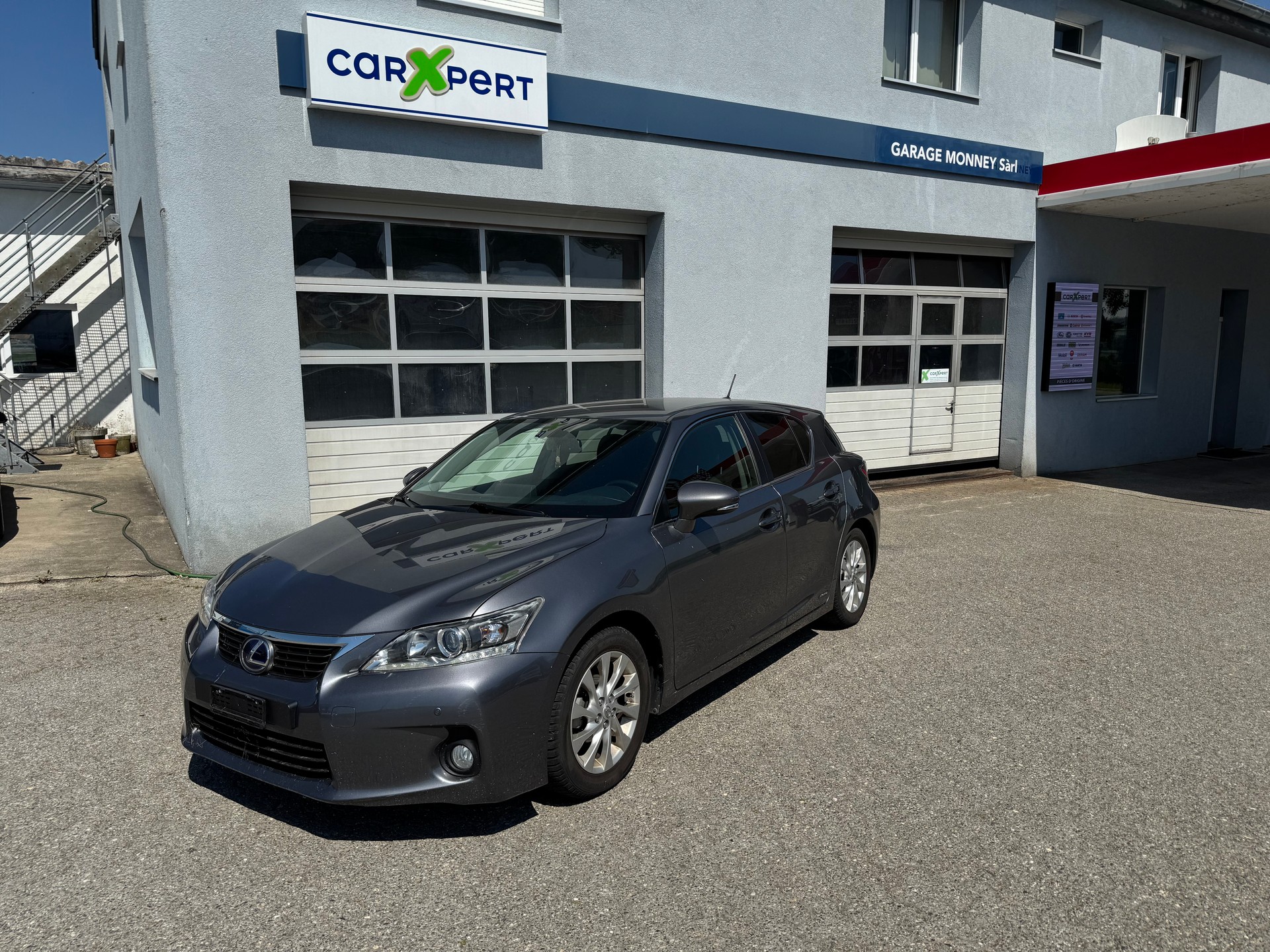 LEXUS CT 200h 1.8 comfort CVT-image-0