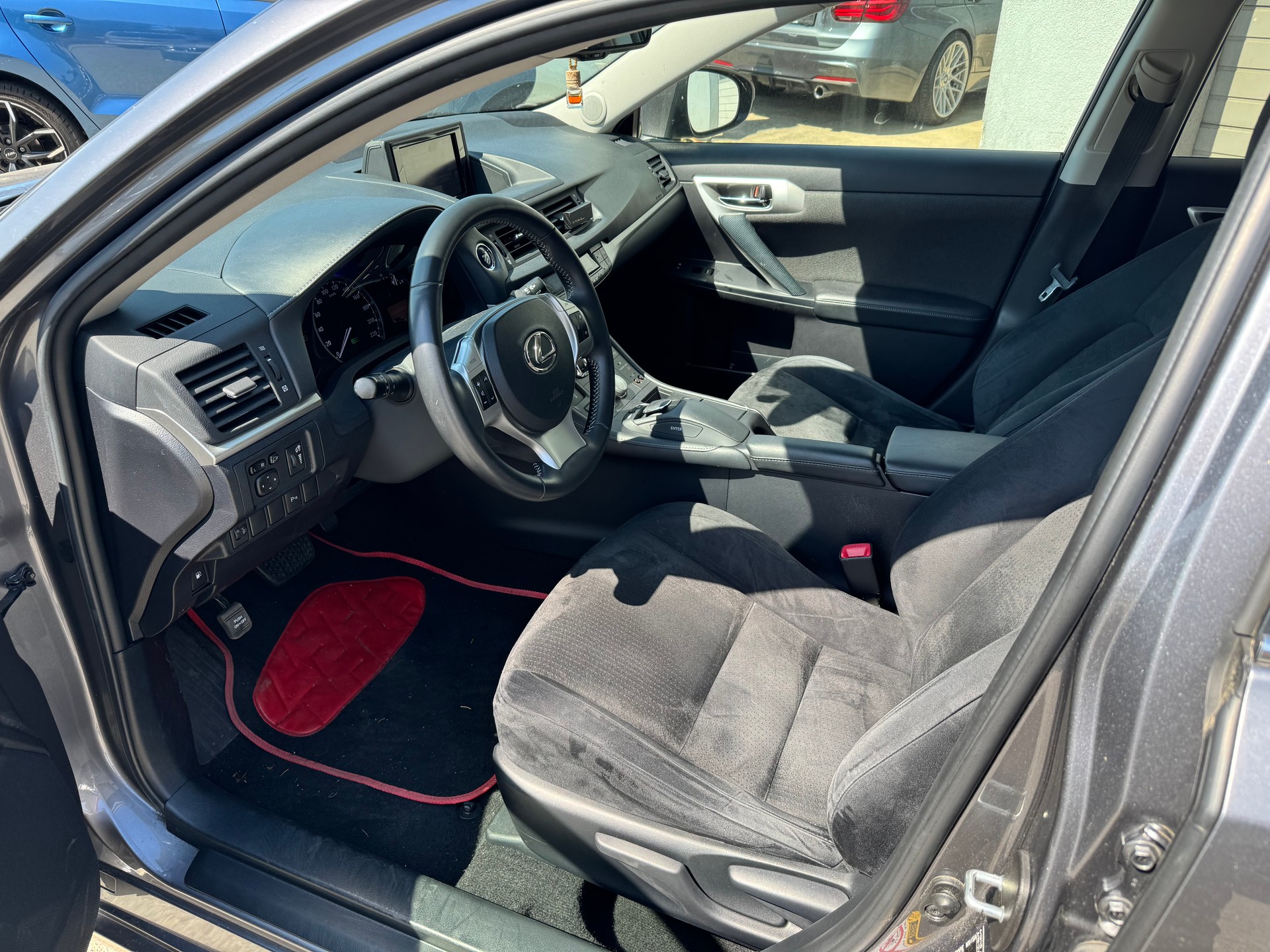 LEXUS CT 200h 1.8 comfort CVT-image-6