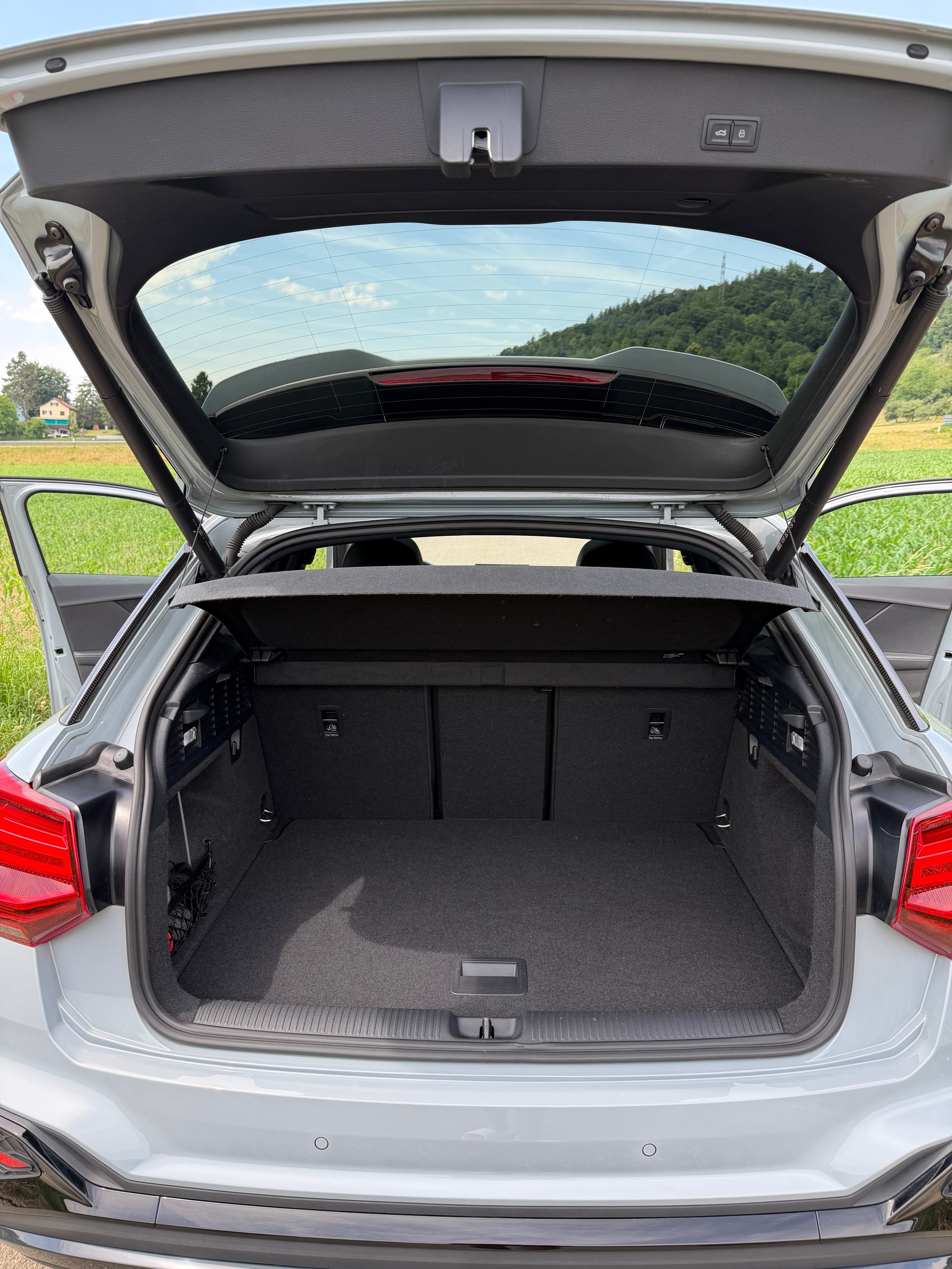 AUDI 2.0 TFSI quattro S-Tronic-image-4