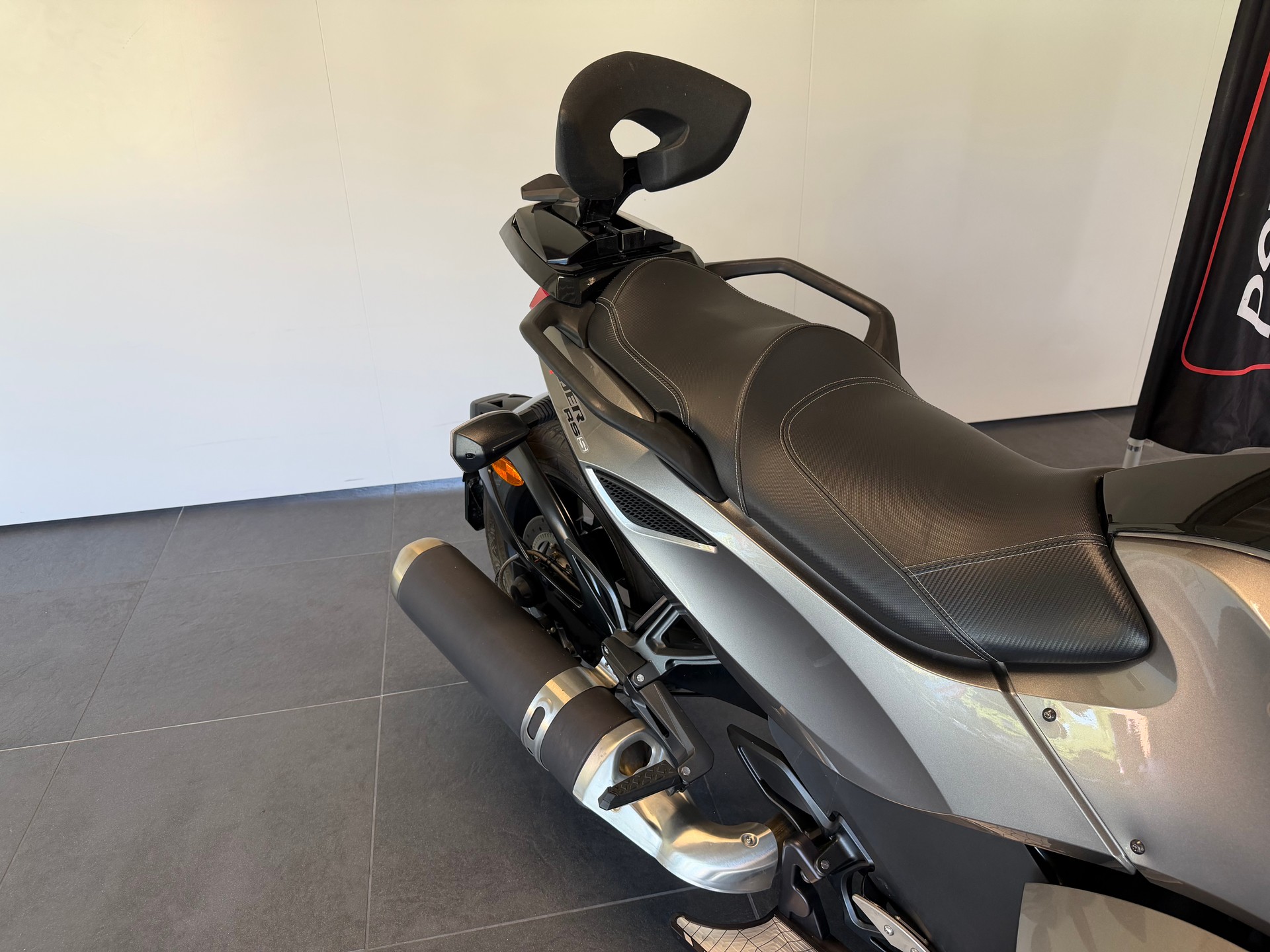 CAN-AM Spyder RS-S SE5-image-13
