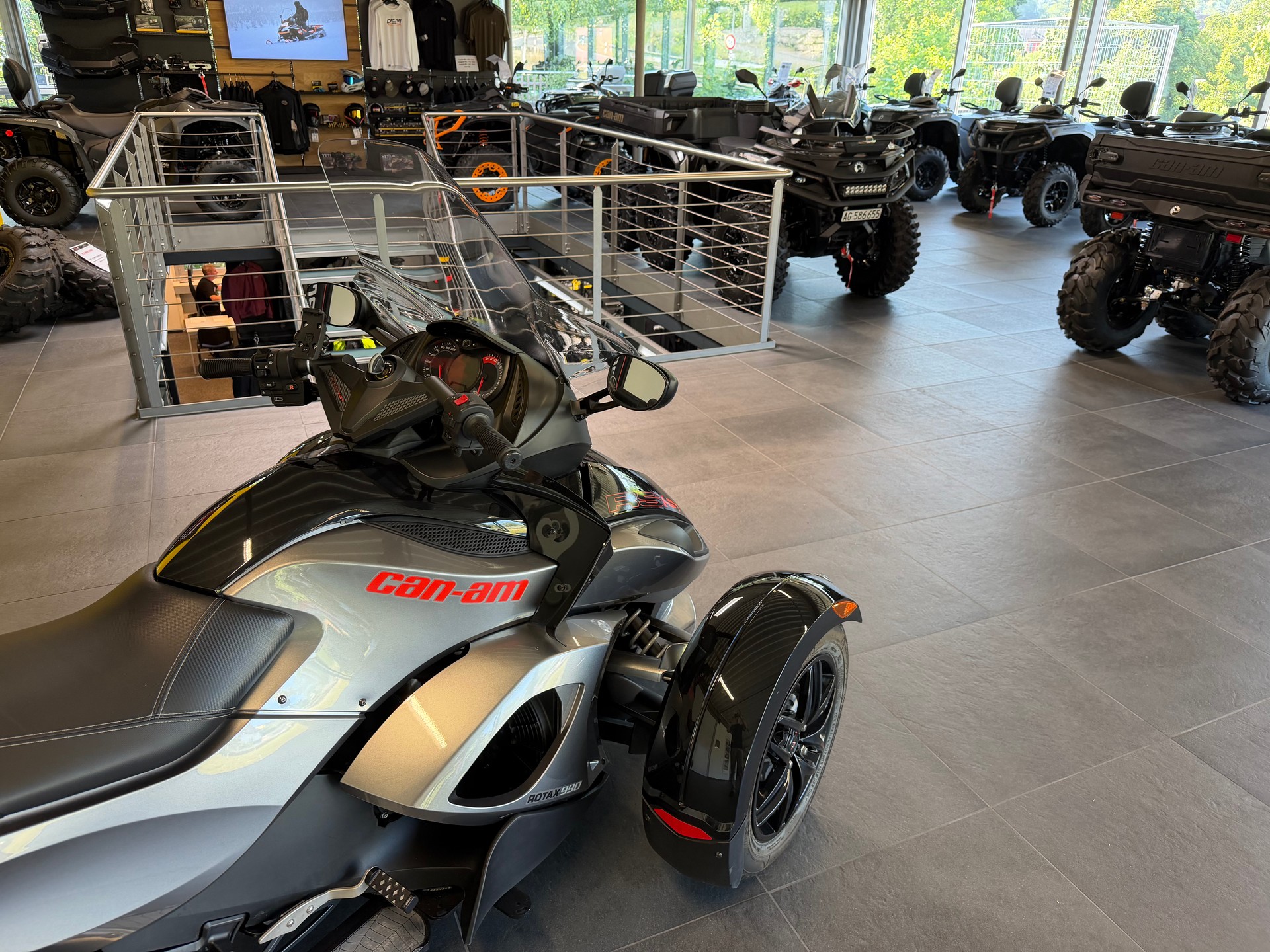 CAN-AM Spyder RS-S SE5-image-14