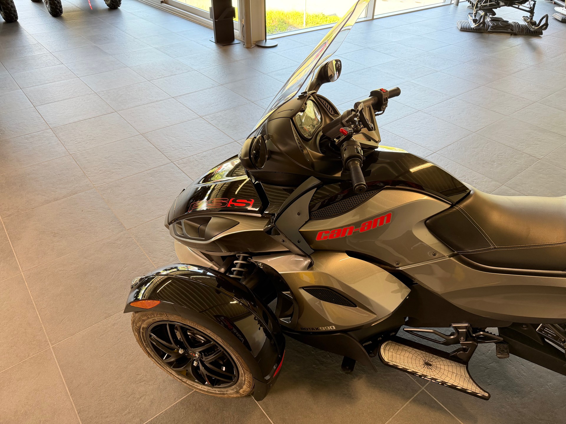 CAN-AM Spyder RS-S SE5-image-15