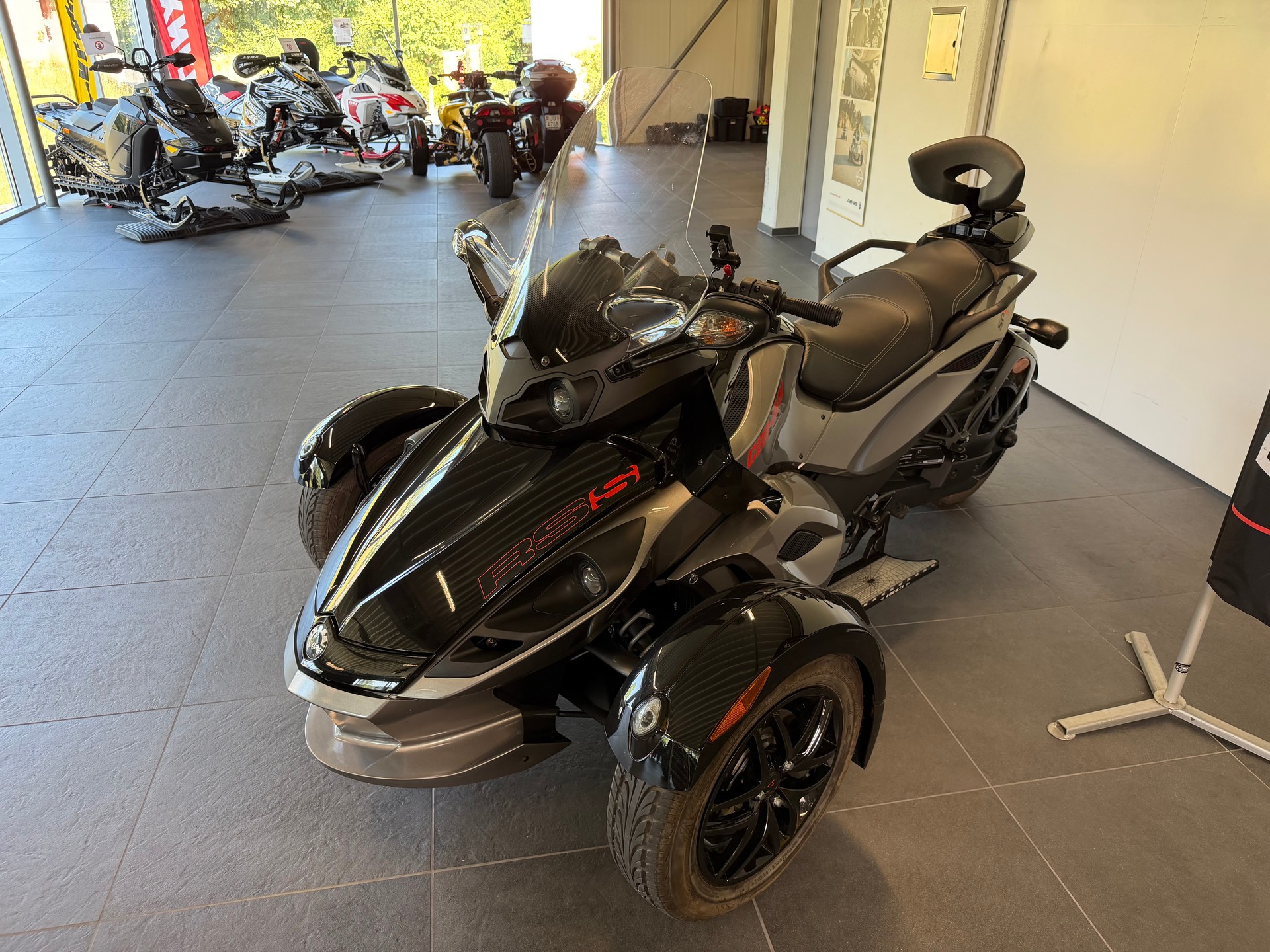 CAN-AM Spyder RS-S SE5-image-4