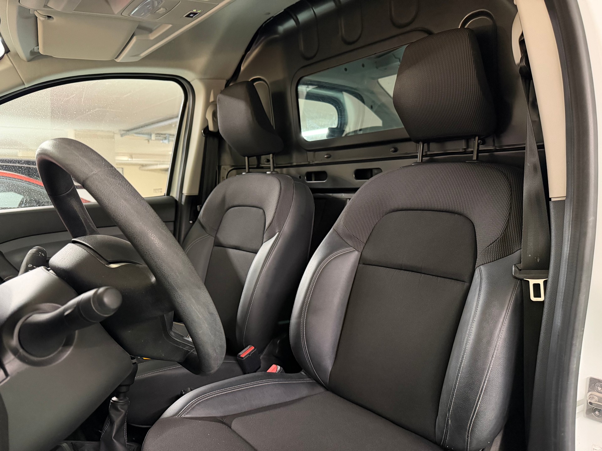 RENAULT Express 1.3TCe 100 PF Access-image-11