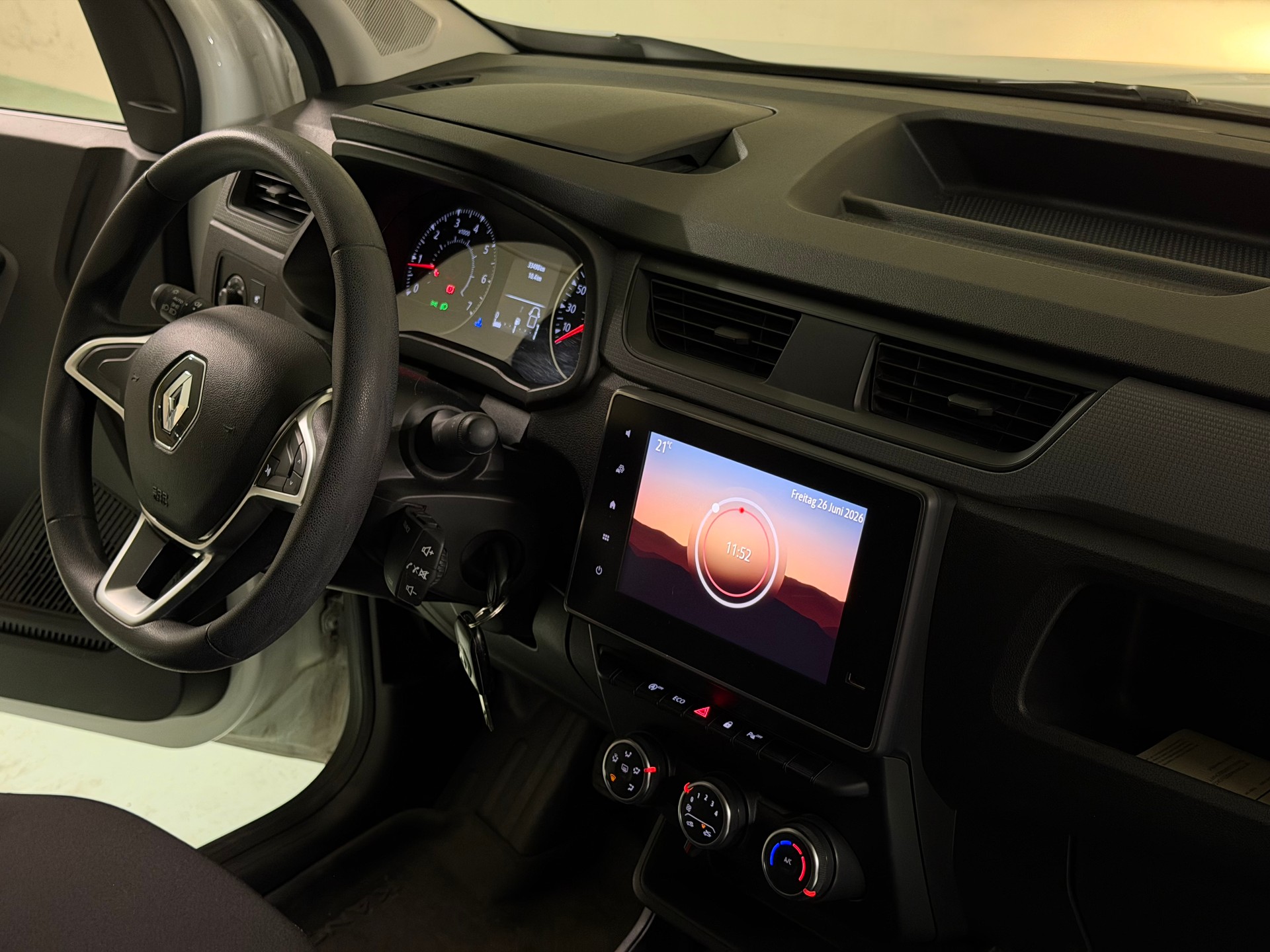 RENAULT Express 1.3TCe 100 PF Access-image-10