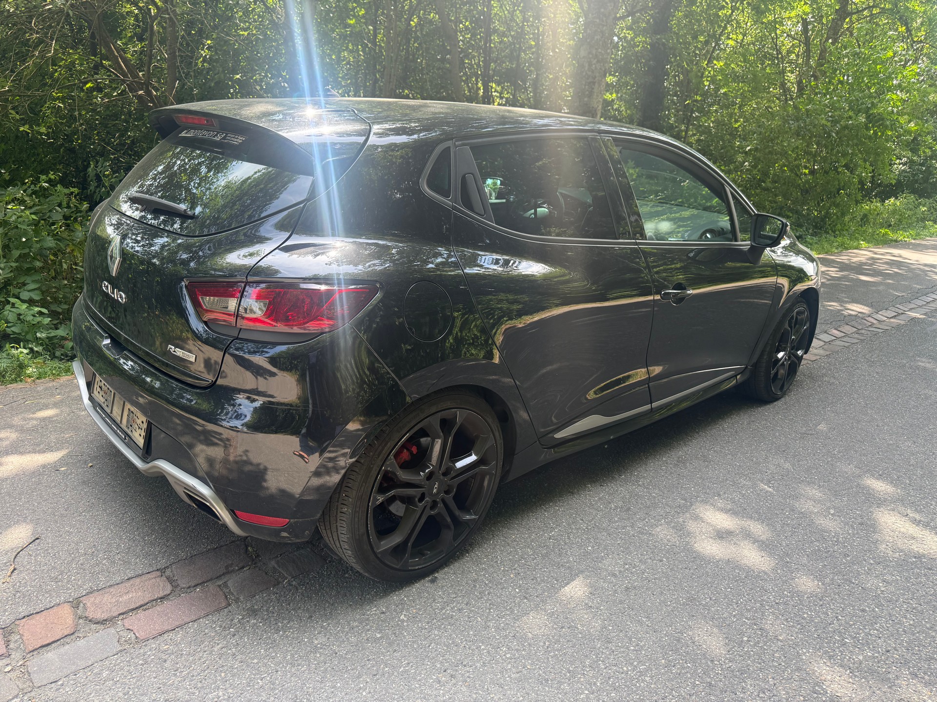 RENAULT Clio 1.6 T RS 200 EDC-image-4