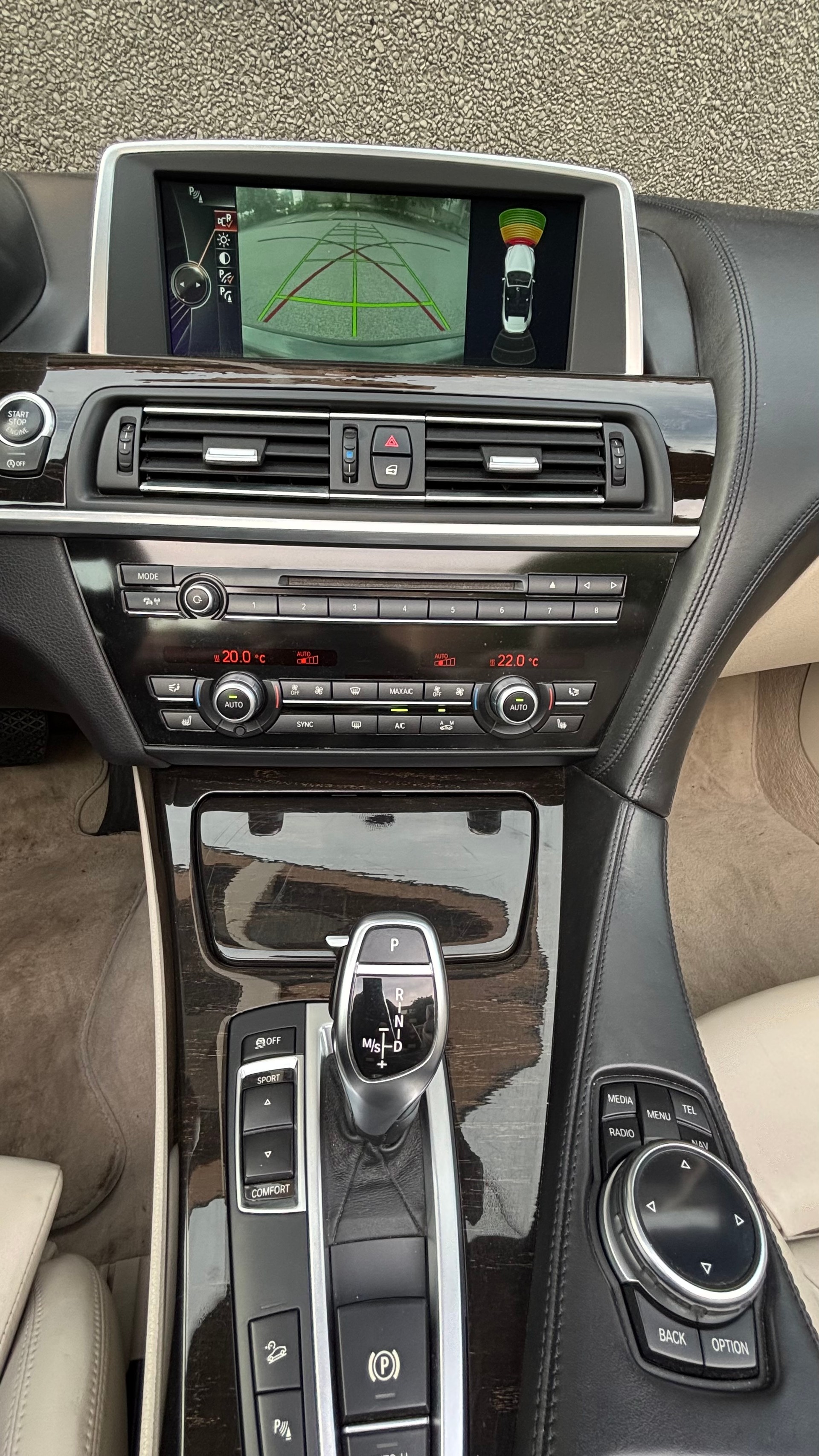 BMW 640i Cabrio xDrive-image-12