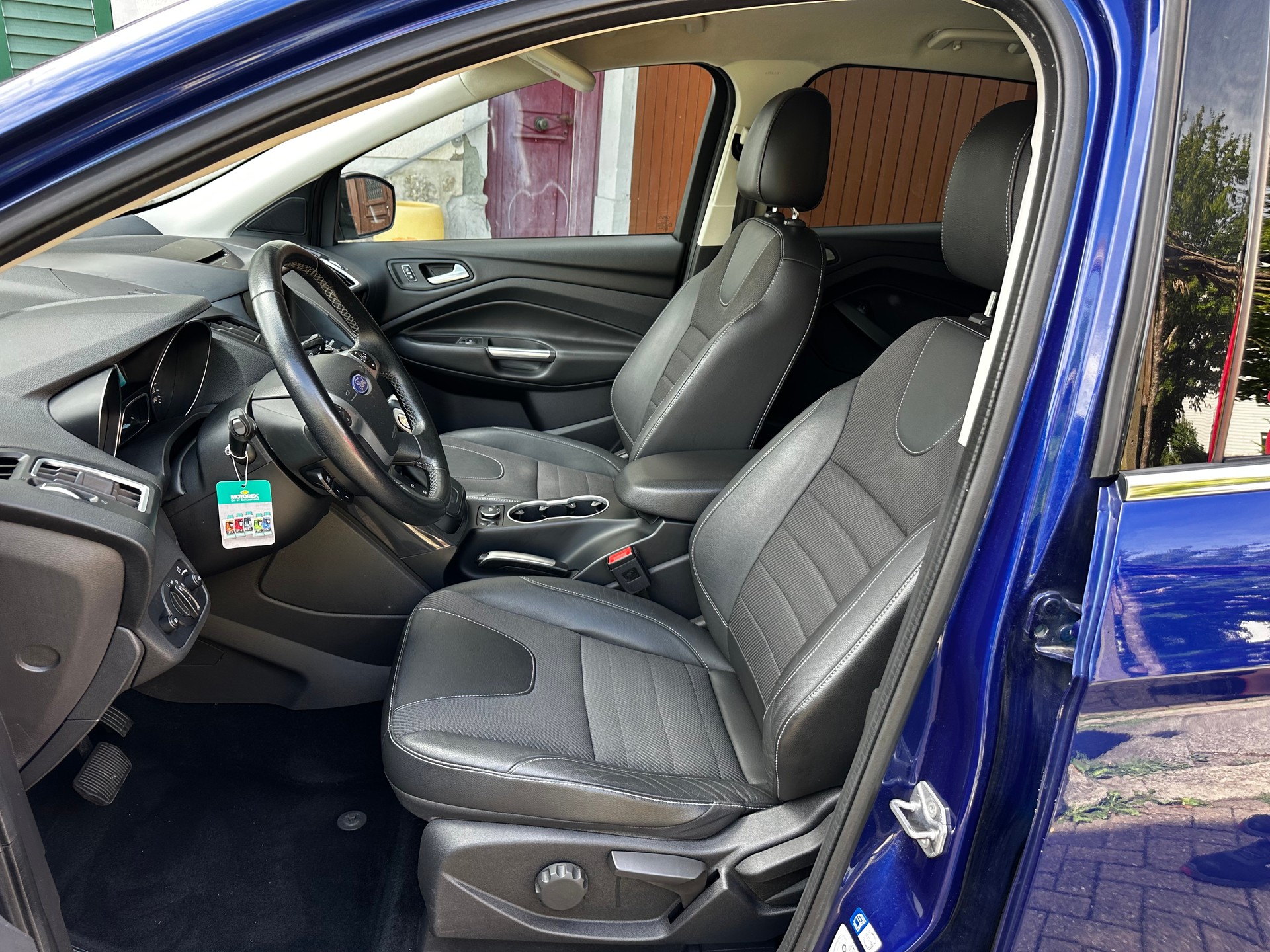FORD Kuga 2.0 TDCi Titanium S 4WD PowerShift-image-5