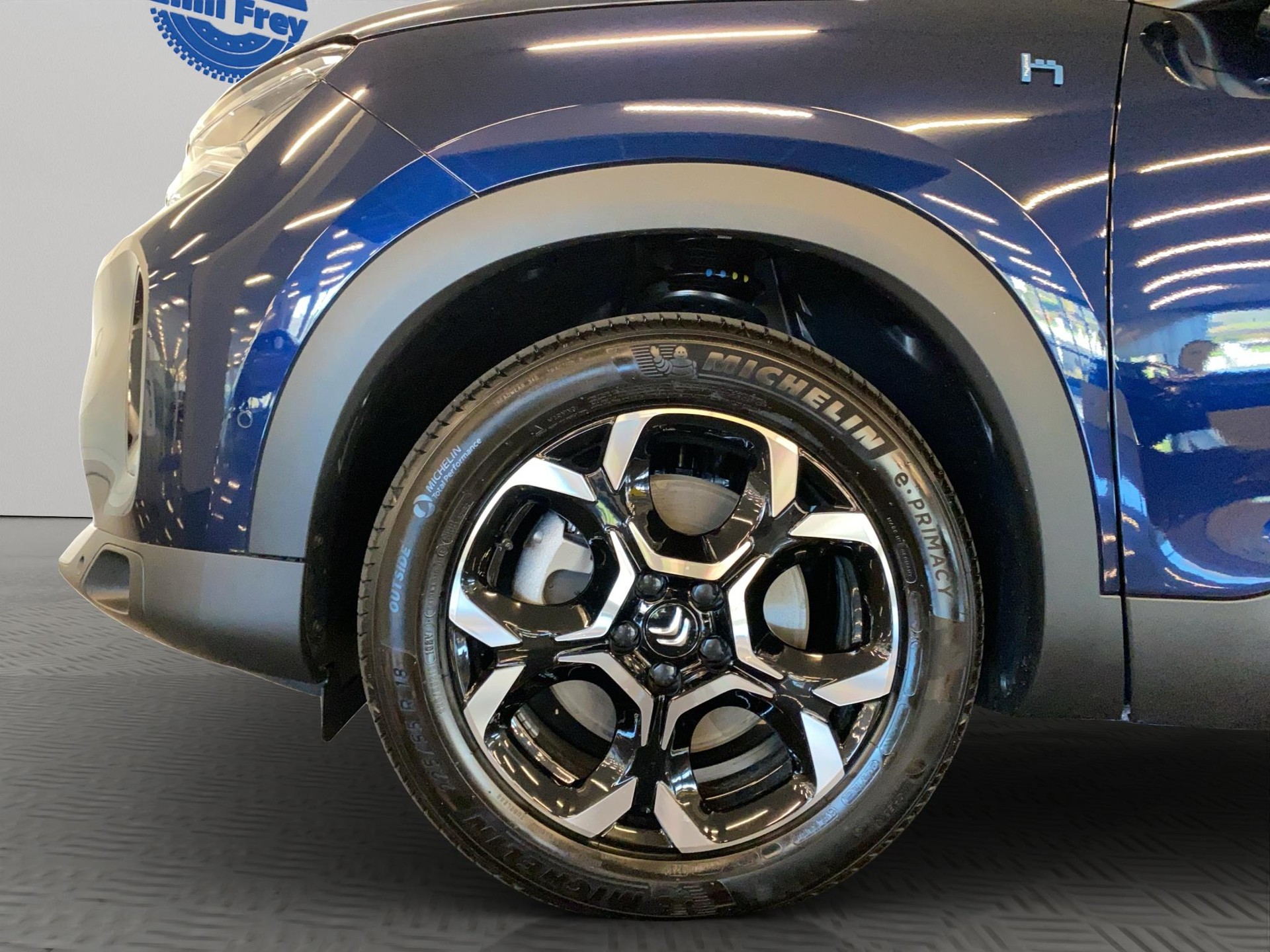 CITROEN C5 Aircross 1.6 Plug-in Hybrid Swiss Edition-image-11