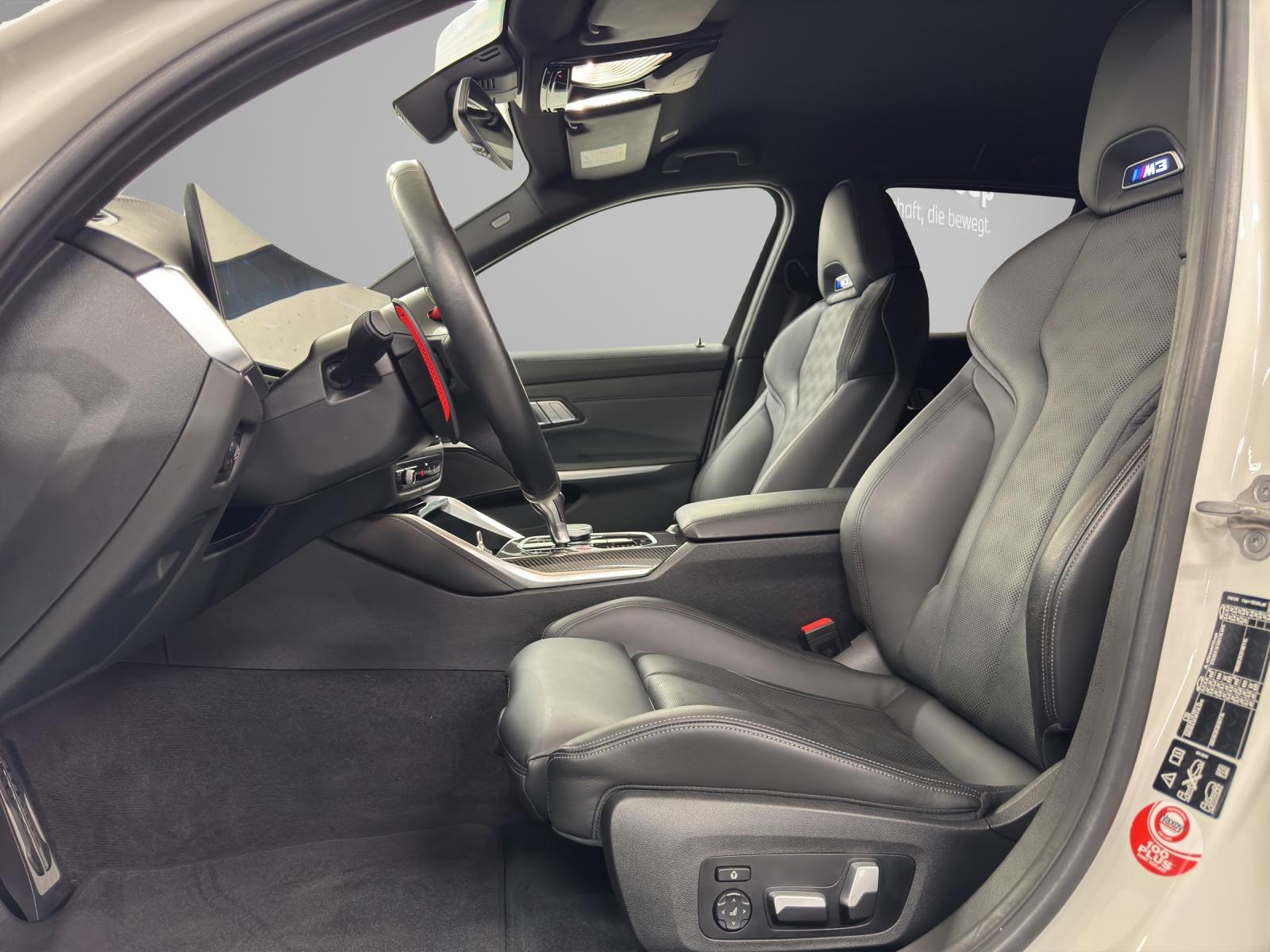 BMW M3 Competition xDrive Touring-image-9