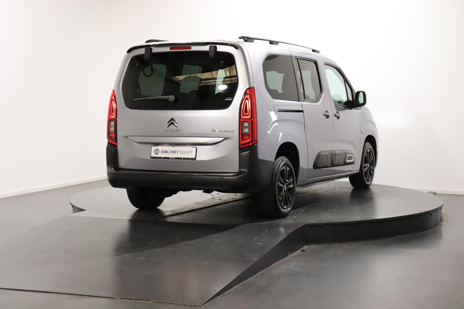 CITROEN Berlingo XL 1.5 BlueHDi 130 Shine-showroom-element-3