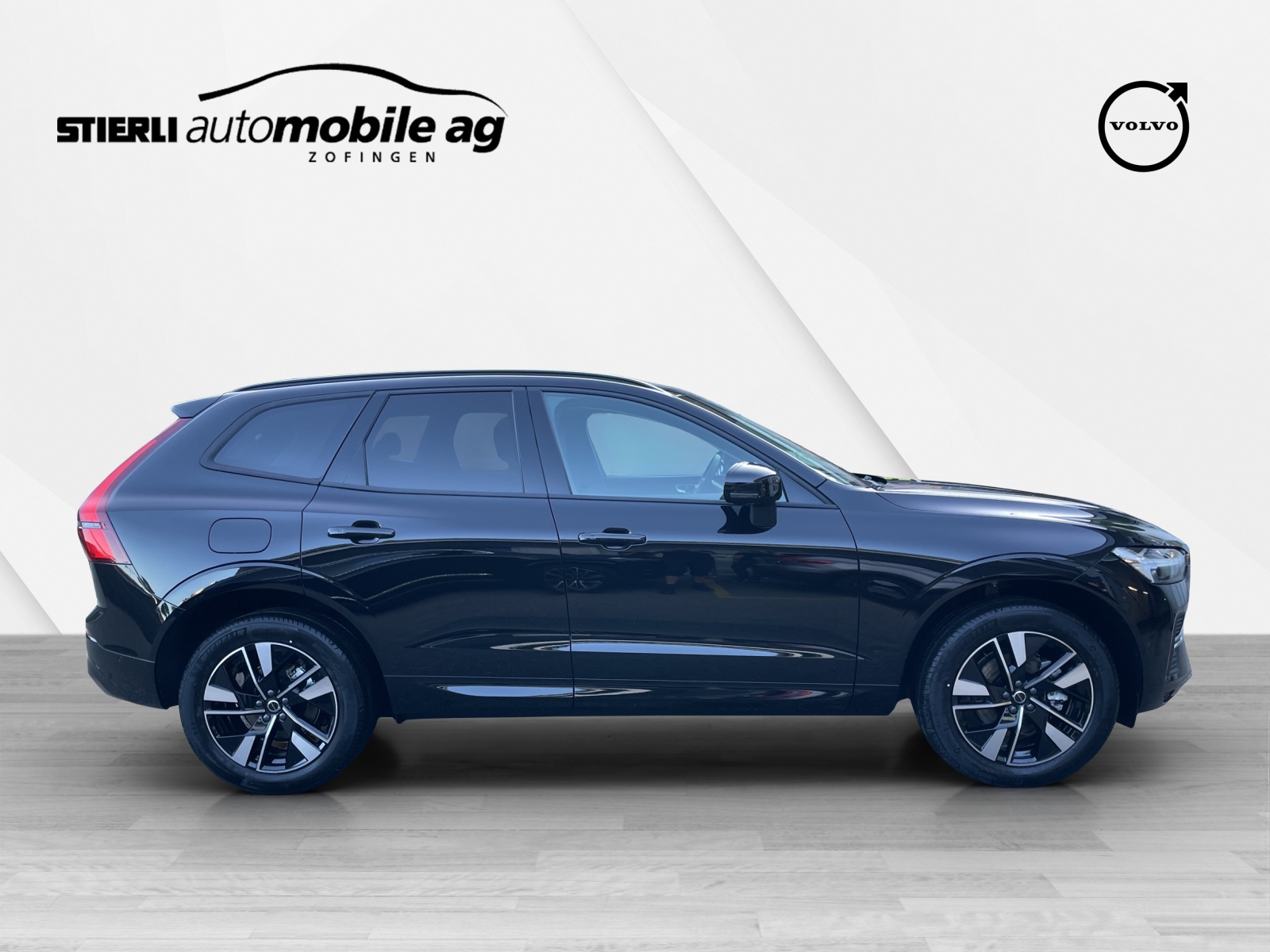 VOLVO XC60 2.0 B5 MH Core AWD-image-3