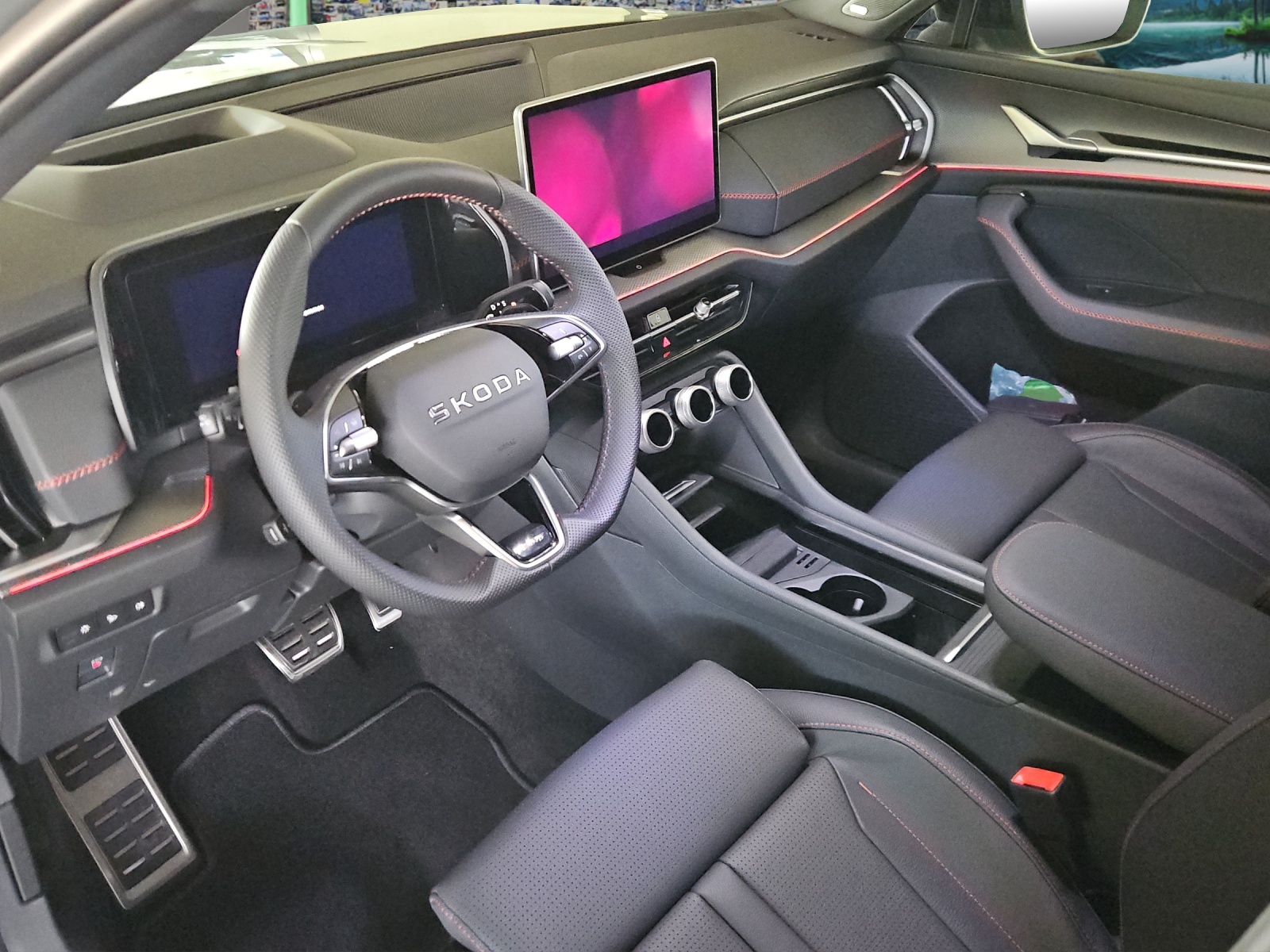SKODA Kodiaq 2.0 TSI RS 4x4-image-6