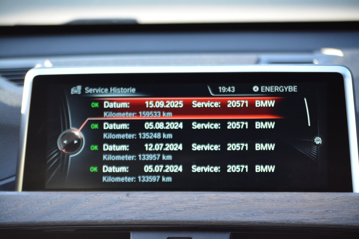 BMW X1 xDrive 25d xLine Steptronic-image-15