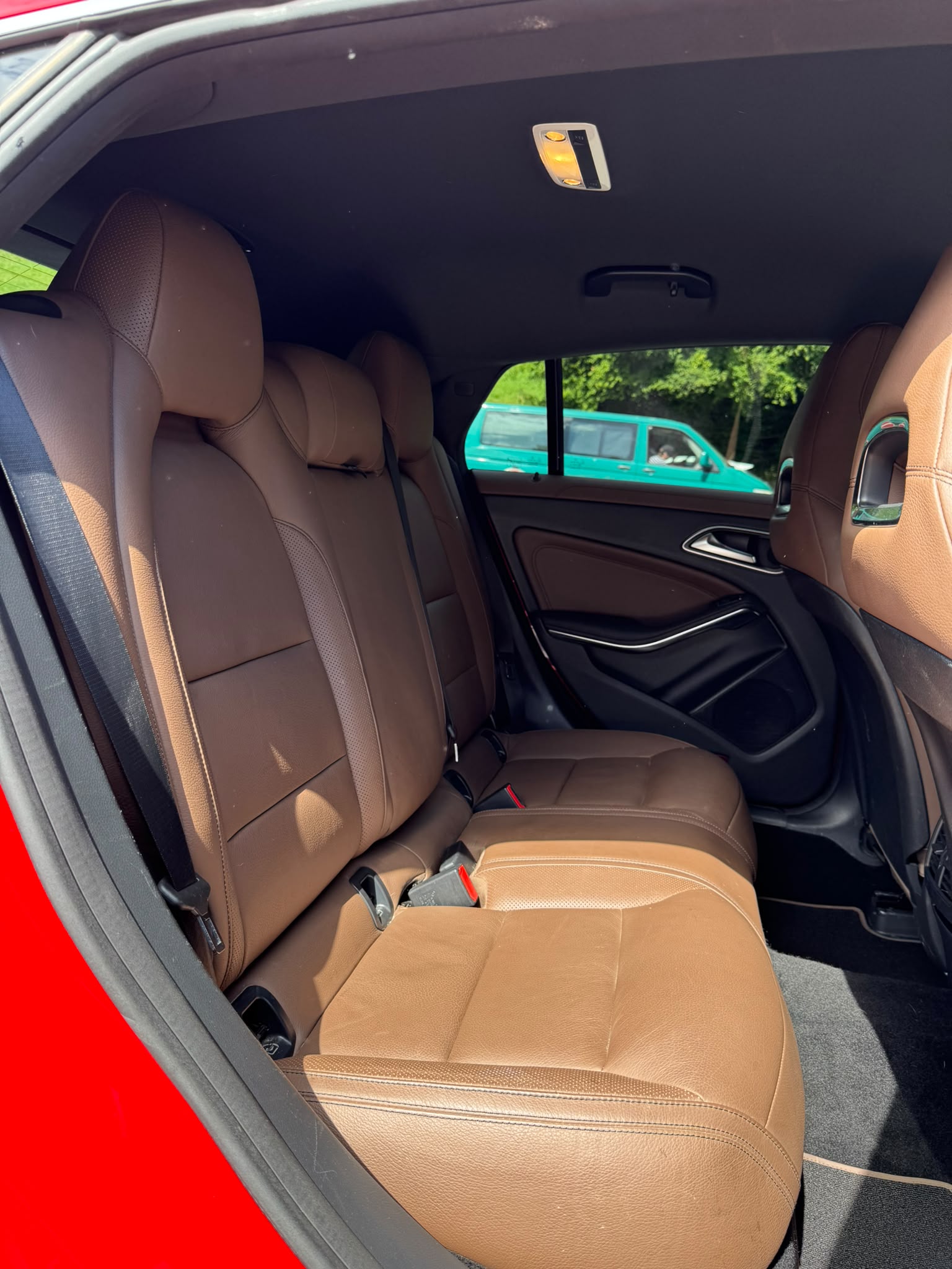 MERCEDES-BENZ CLA Shooting Brake 220 d AMG Line 7G-DCT-image-13