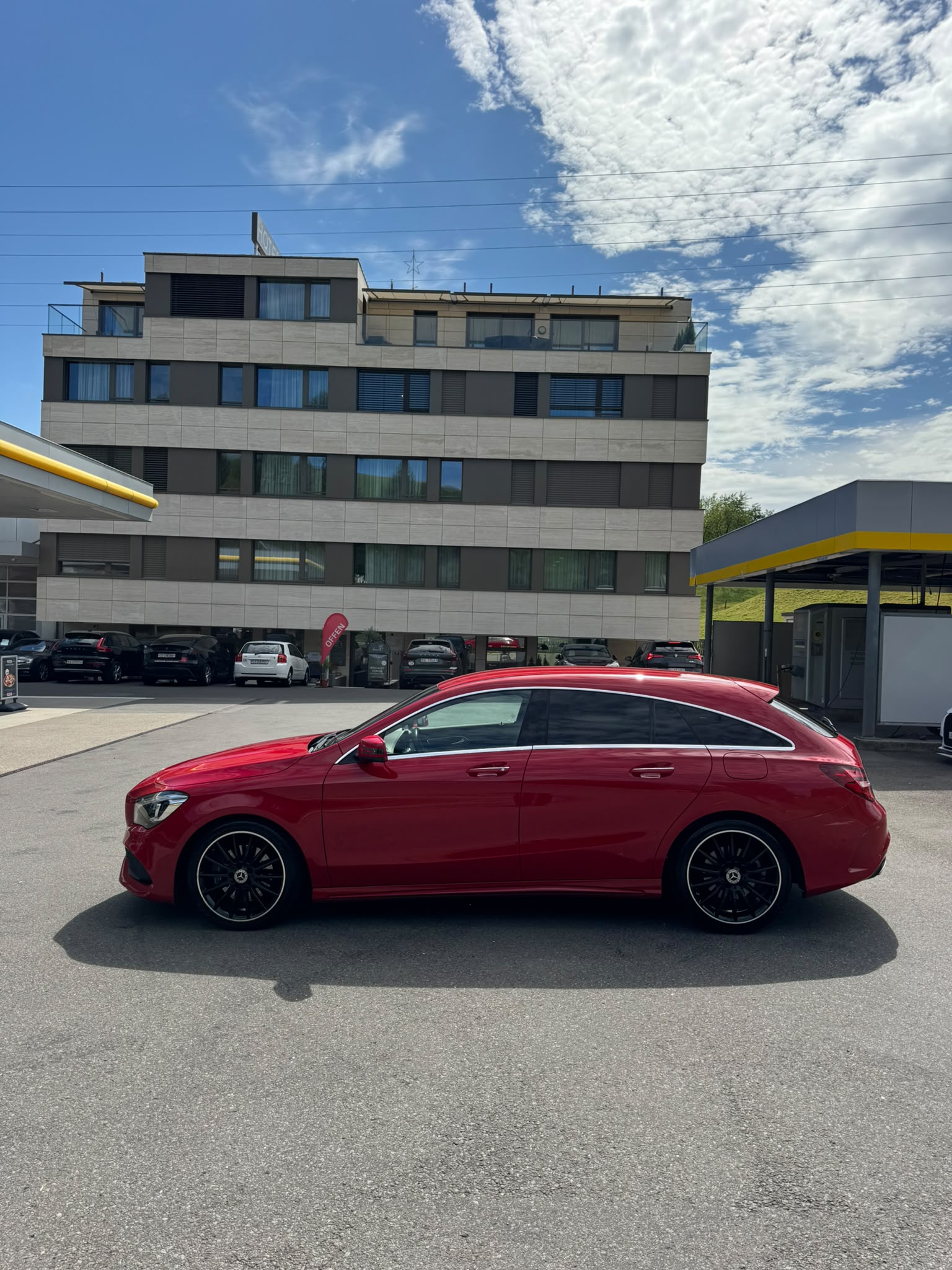 MERCEDES-BENZ CLA Shooting Brake 220 d AMG Line 7G-DCT-image-3