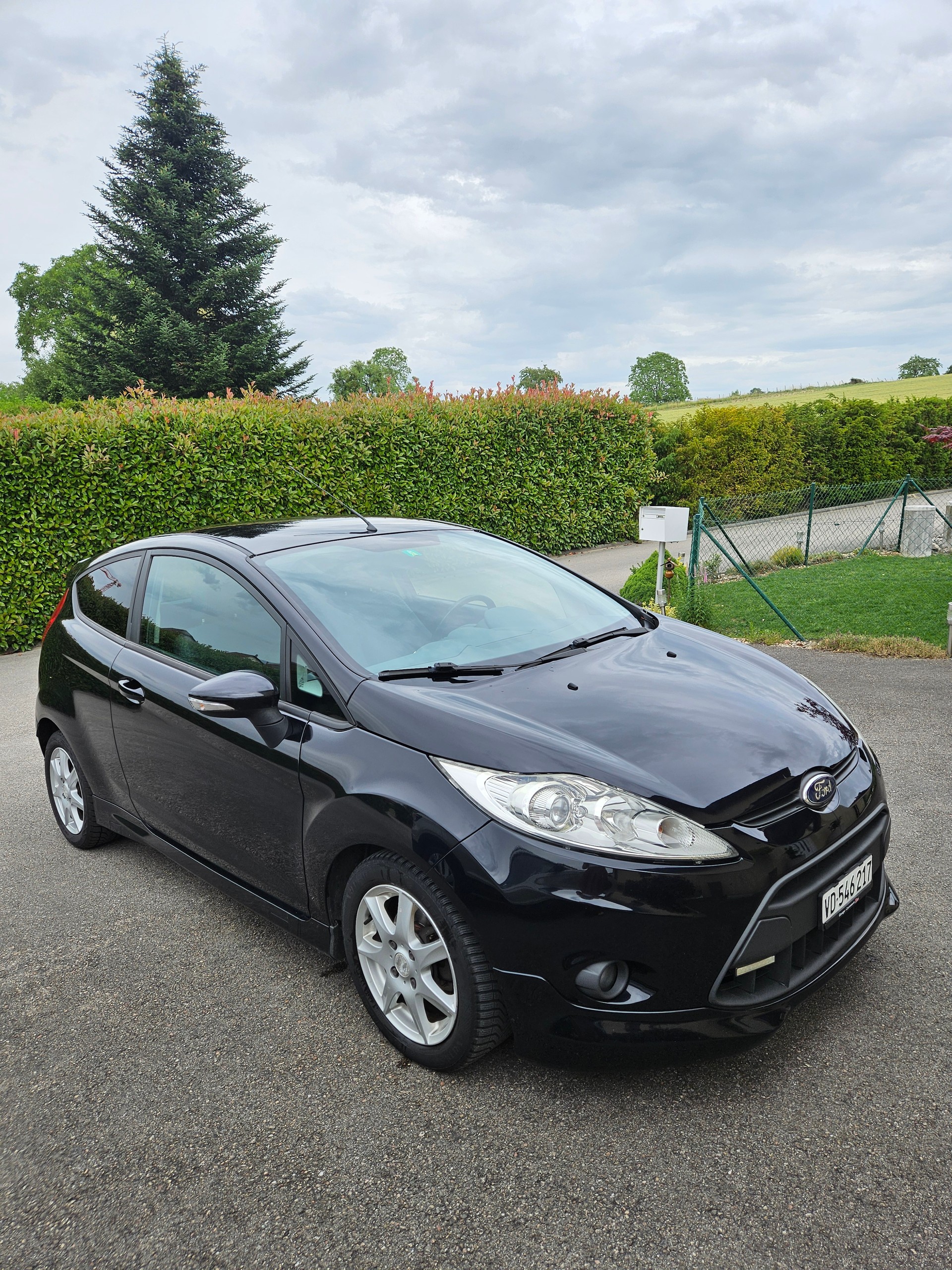 FORD 1.6 16V Sport-image-1